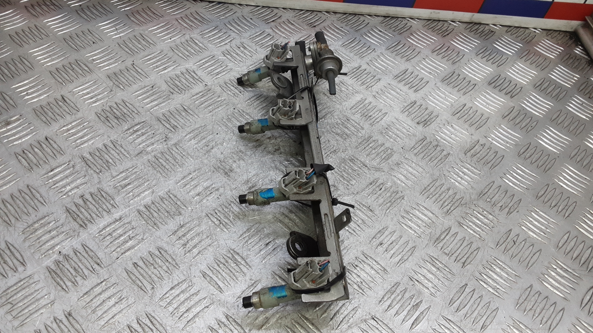 Рейка топливная (рампа)