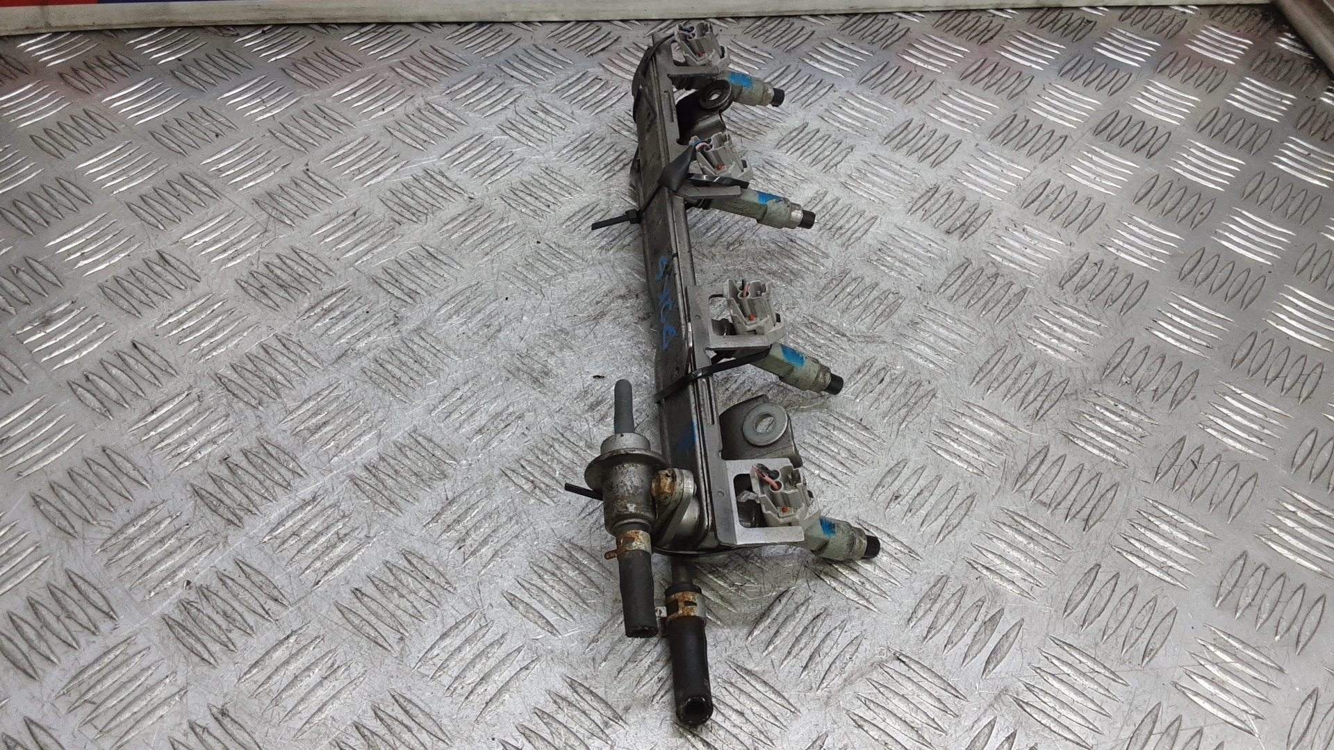 Рейка топливная (рампа)