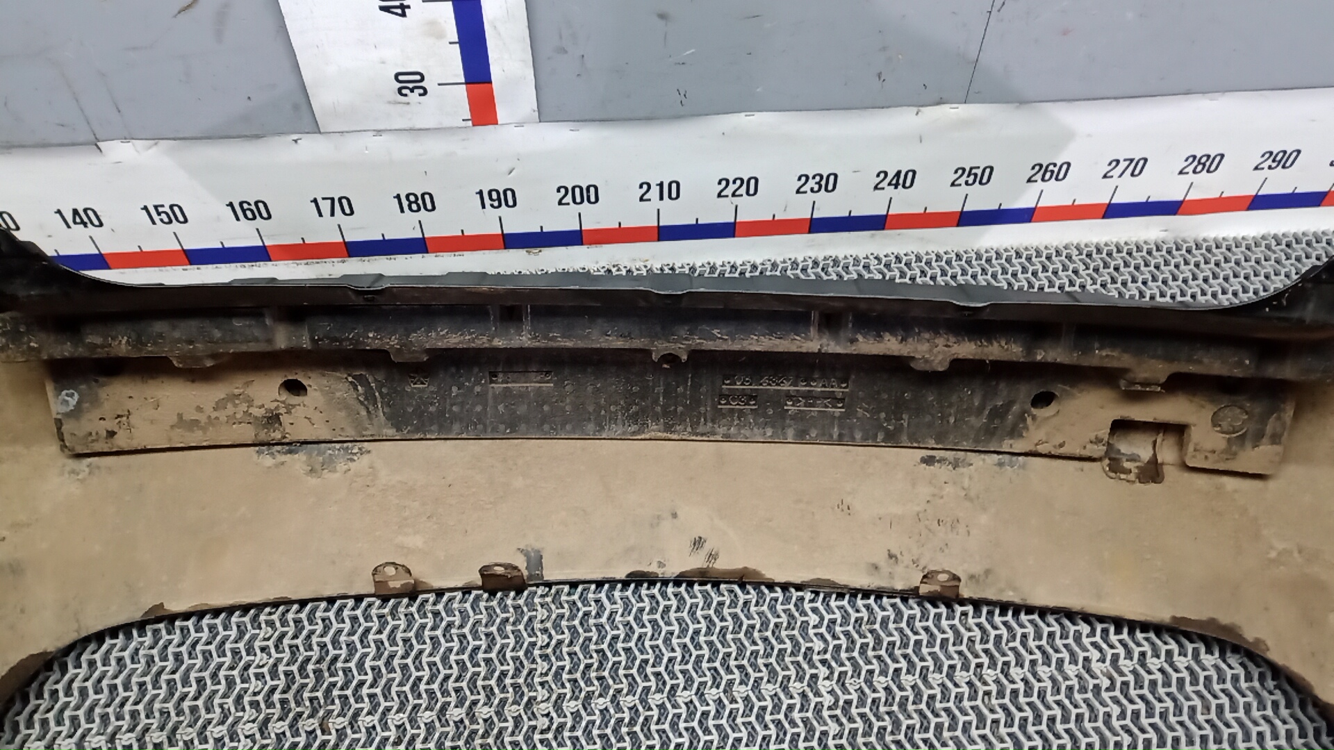 Бампер задний