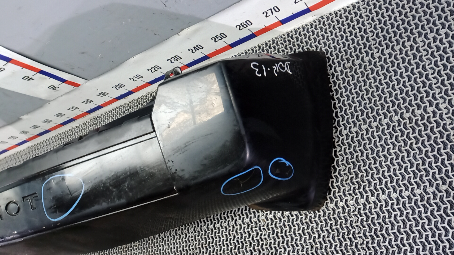 Бампер задний