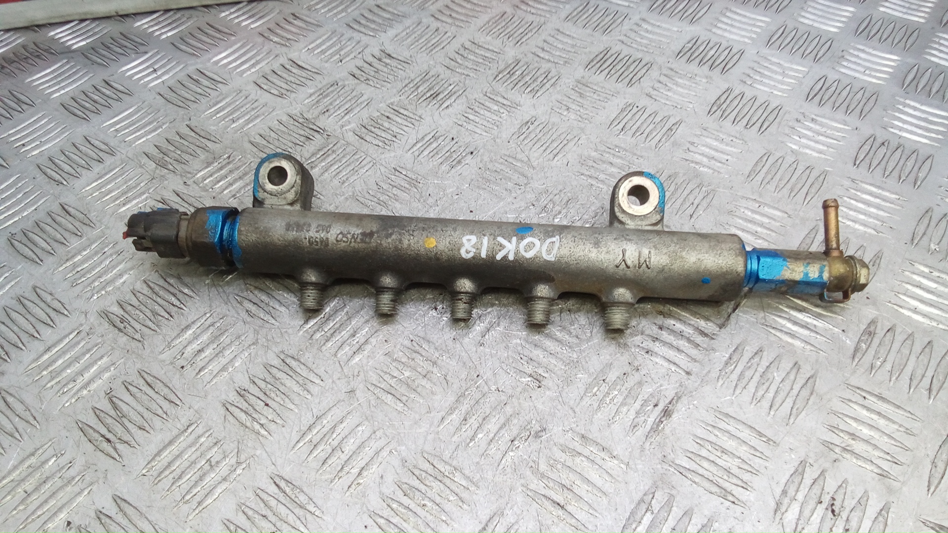 Рейка топливная (рампа)