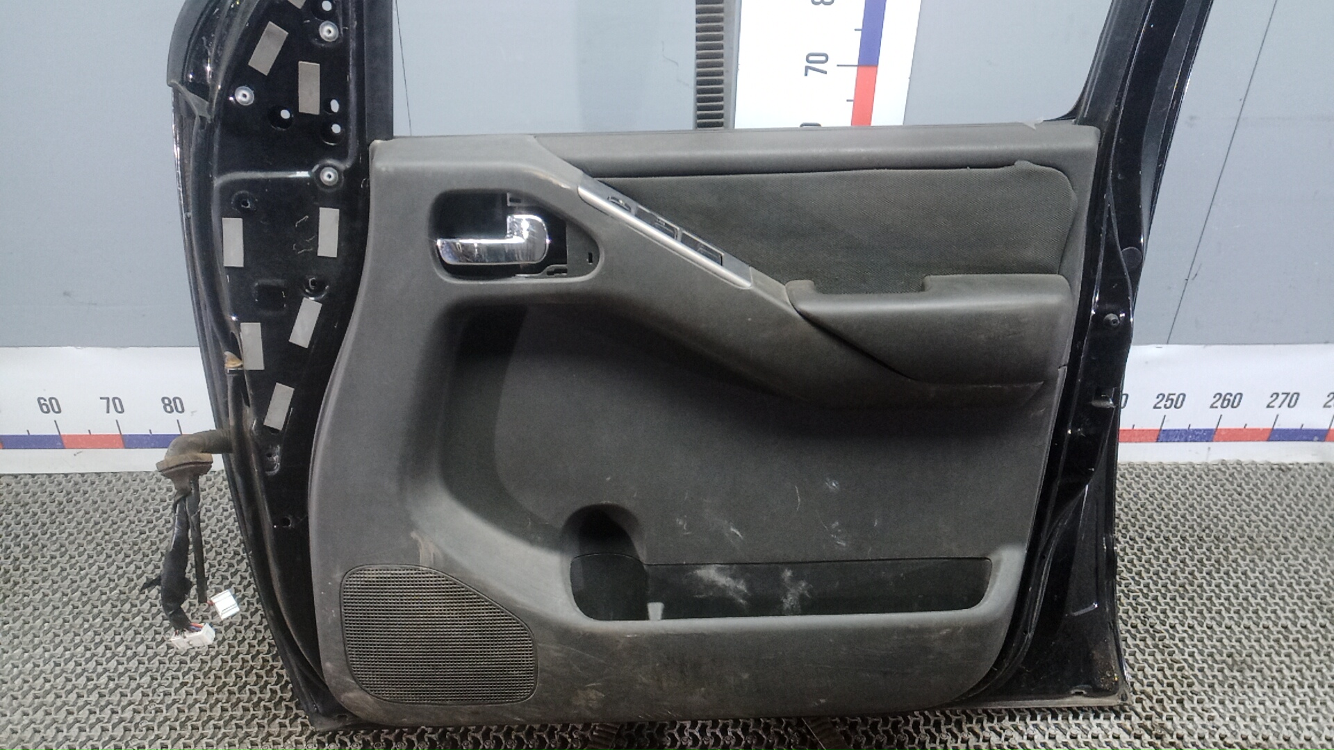 Дверь передняя правая