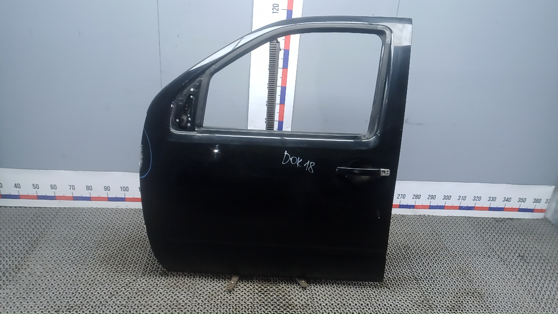 Дверь передняя левая