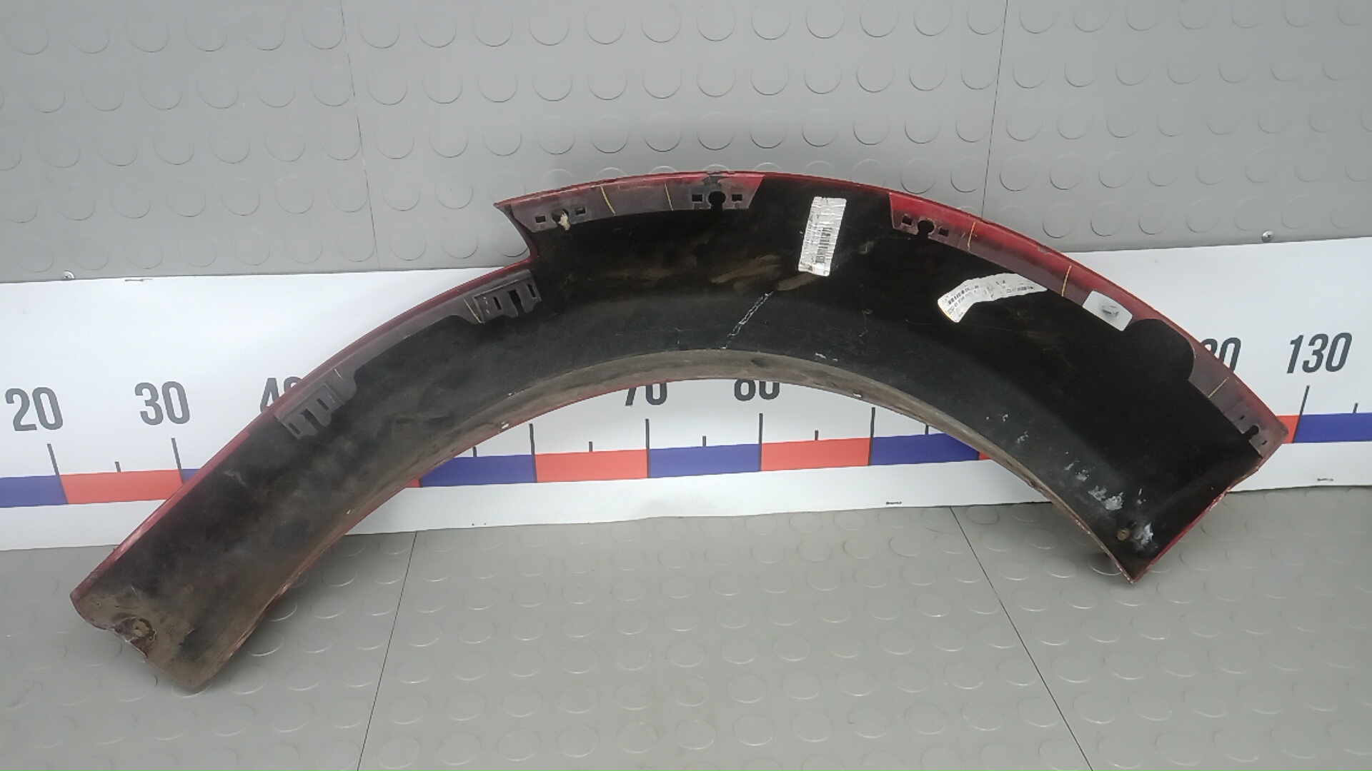 Накладка заднего крыла левого