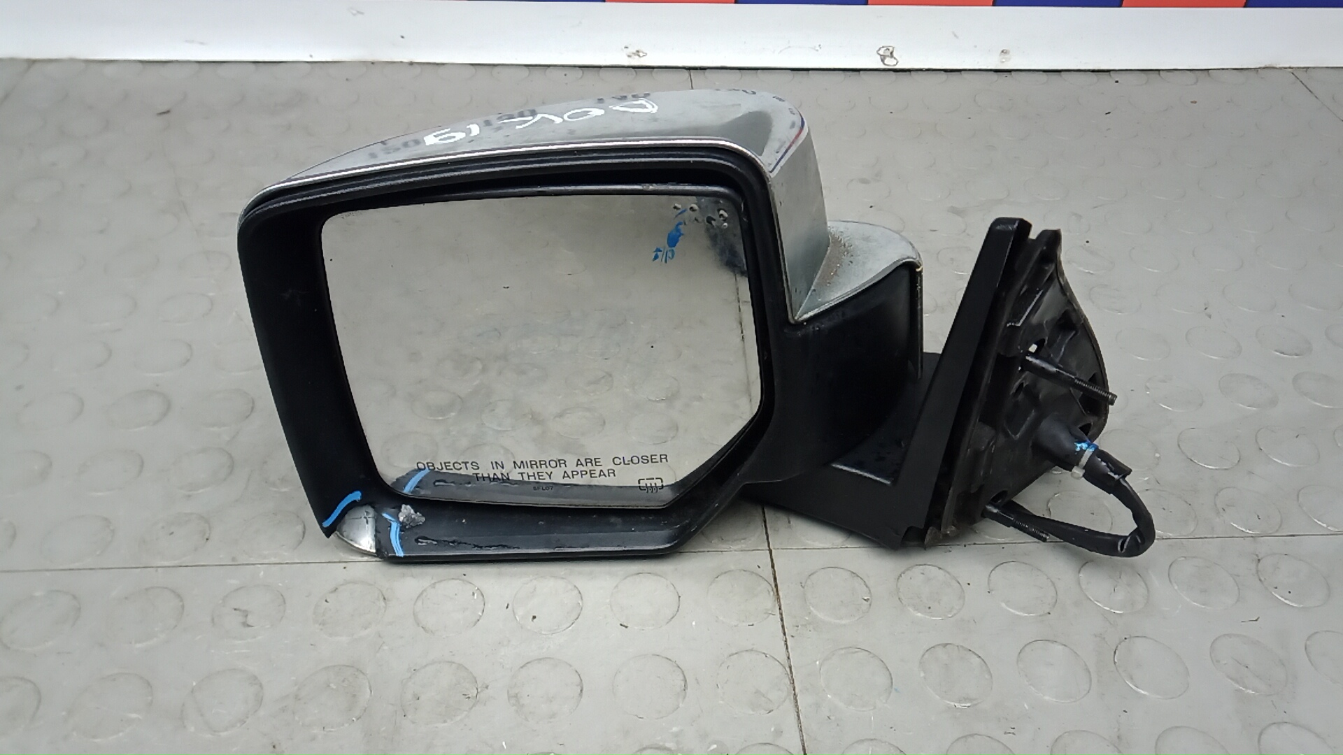 Зеркало левое электрическое