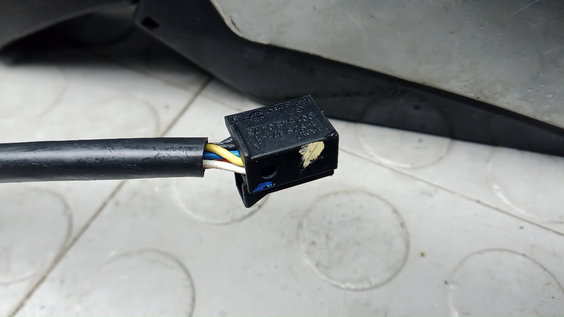 Зеркало левое электрическое