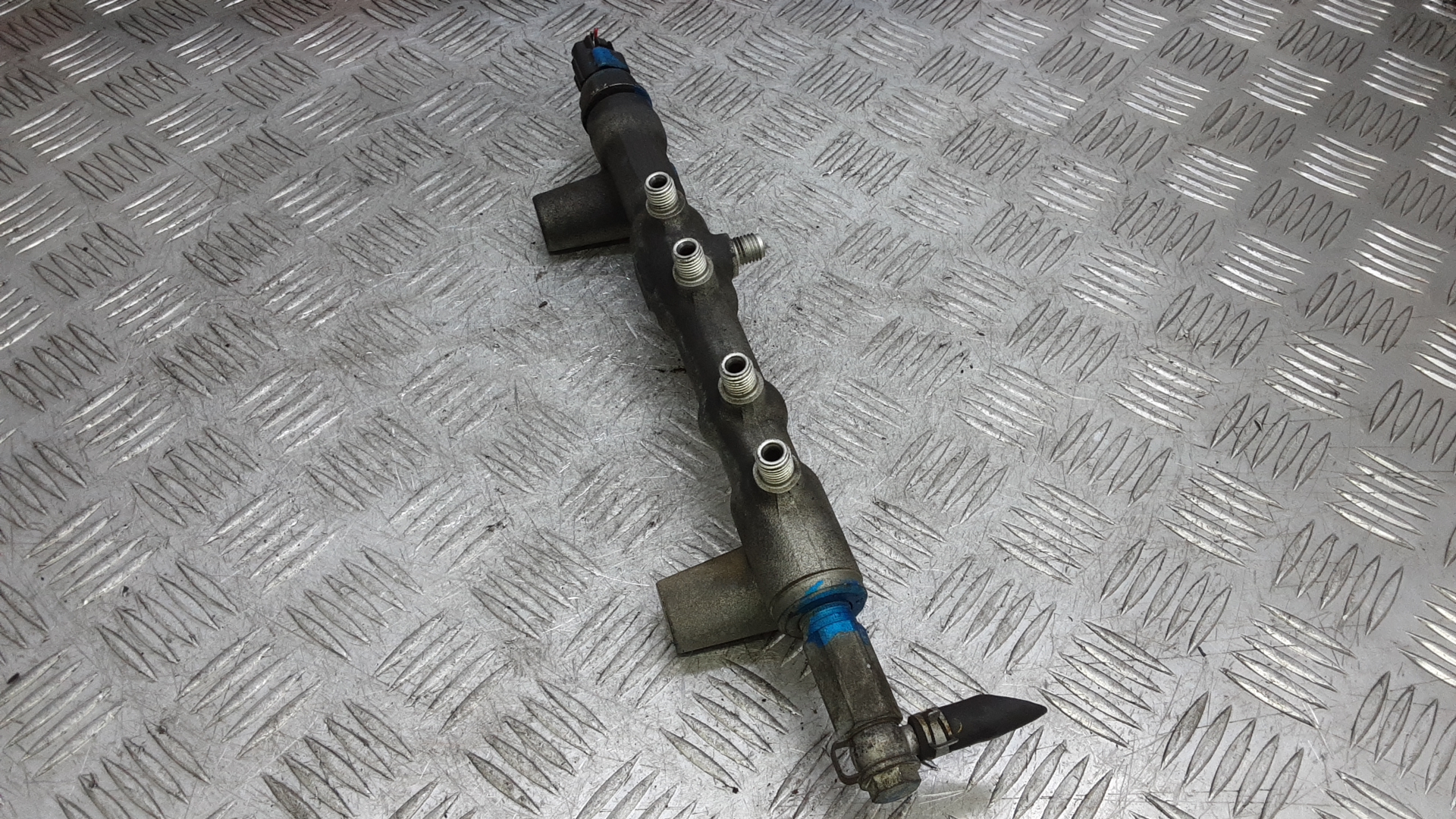 Рейка топливная (рампа)