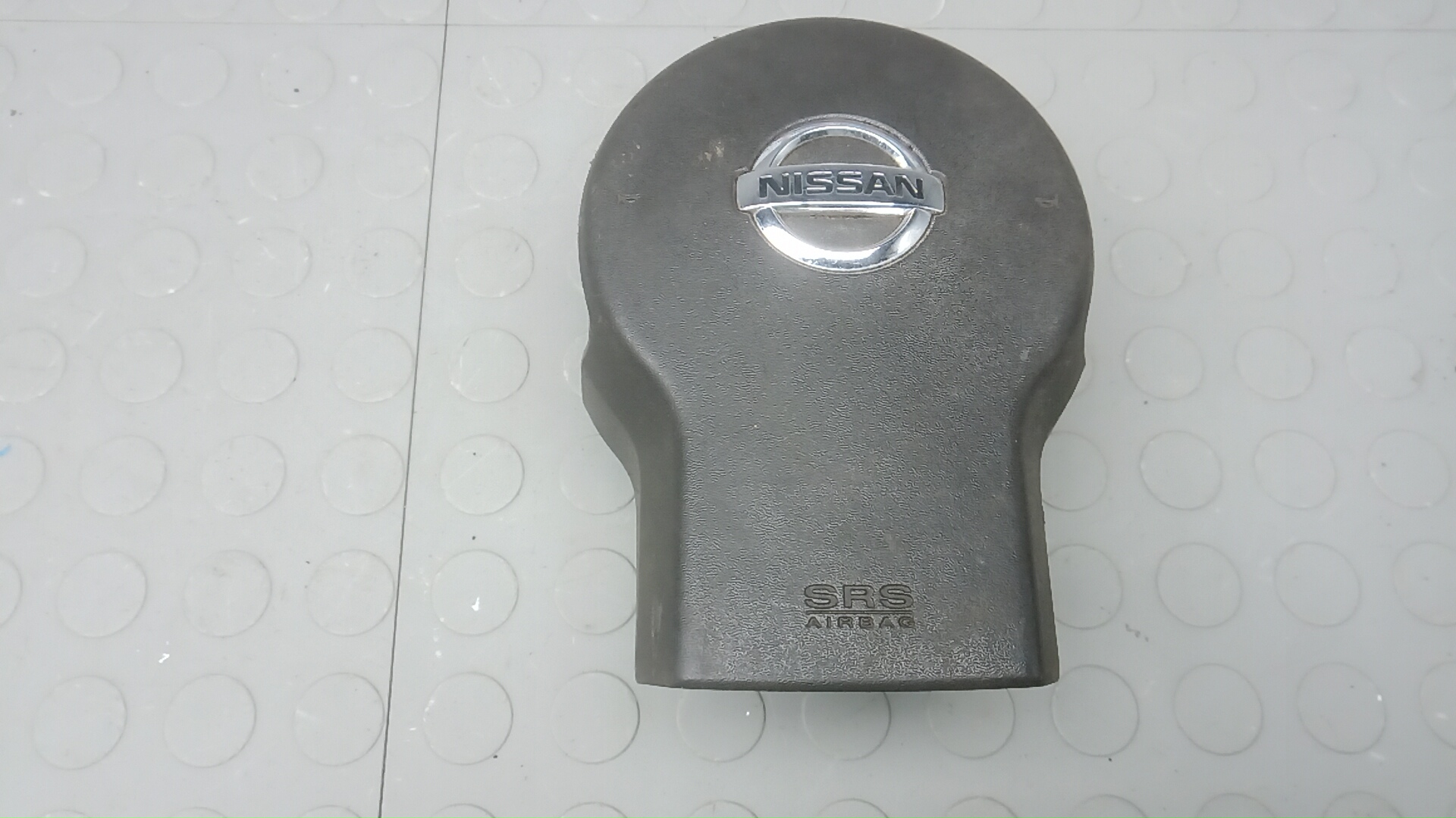 Подушка безопасности в рулевое колесо