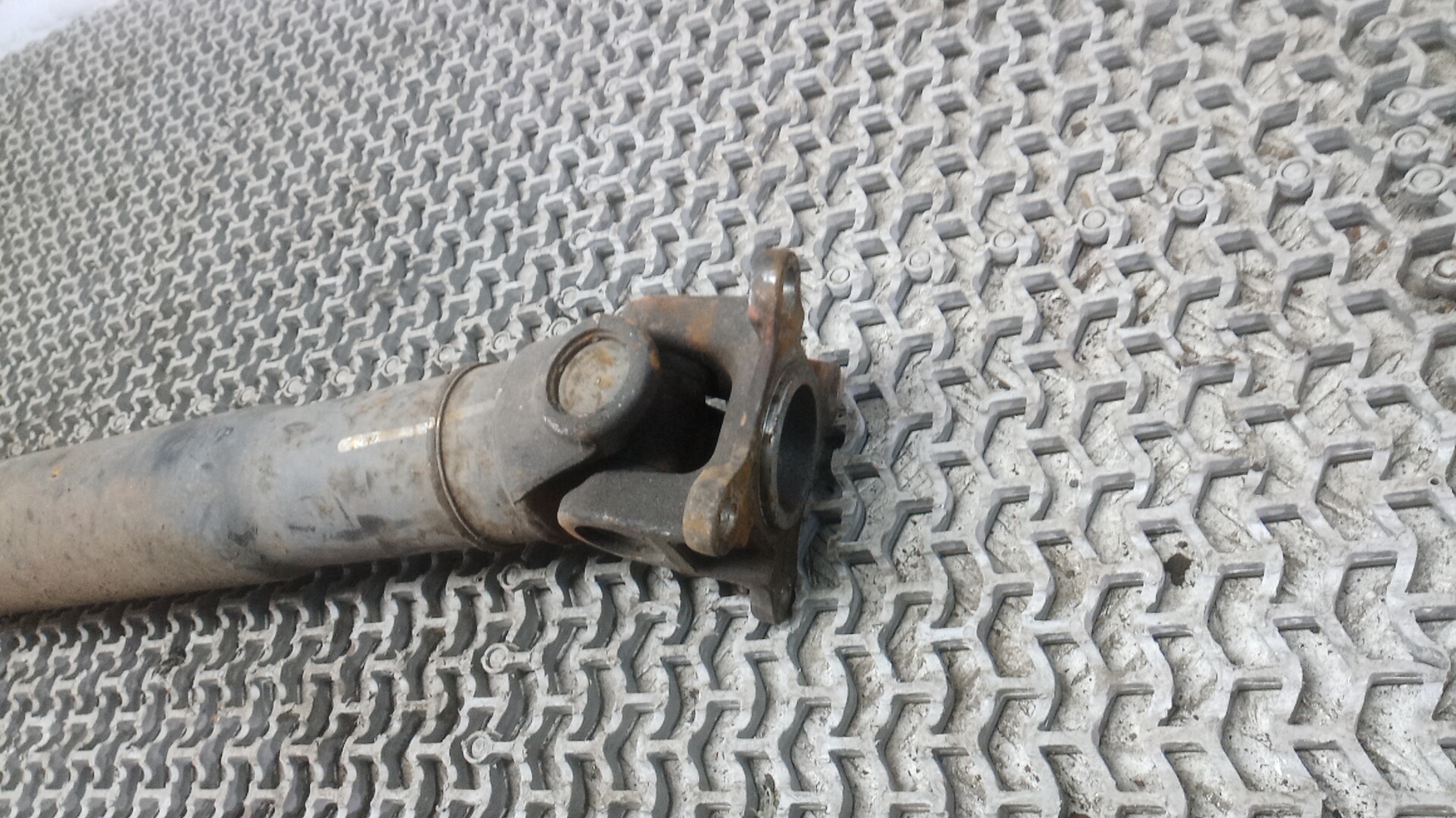 Вал карданный