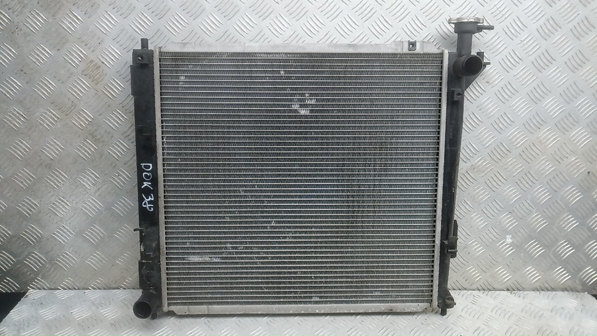 Радиатор охлаждения двигателя основной