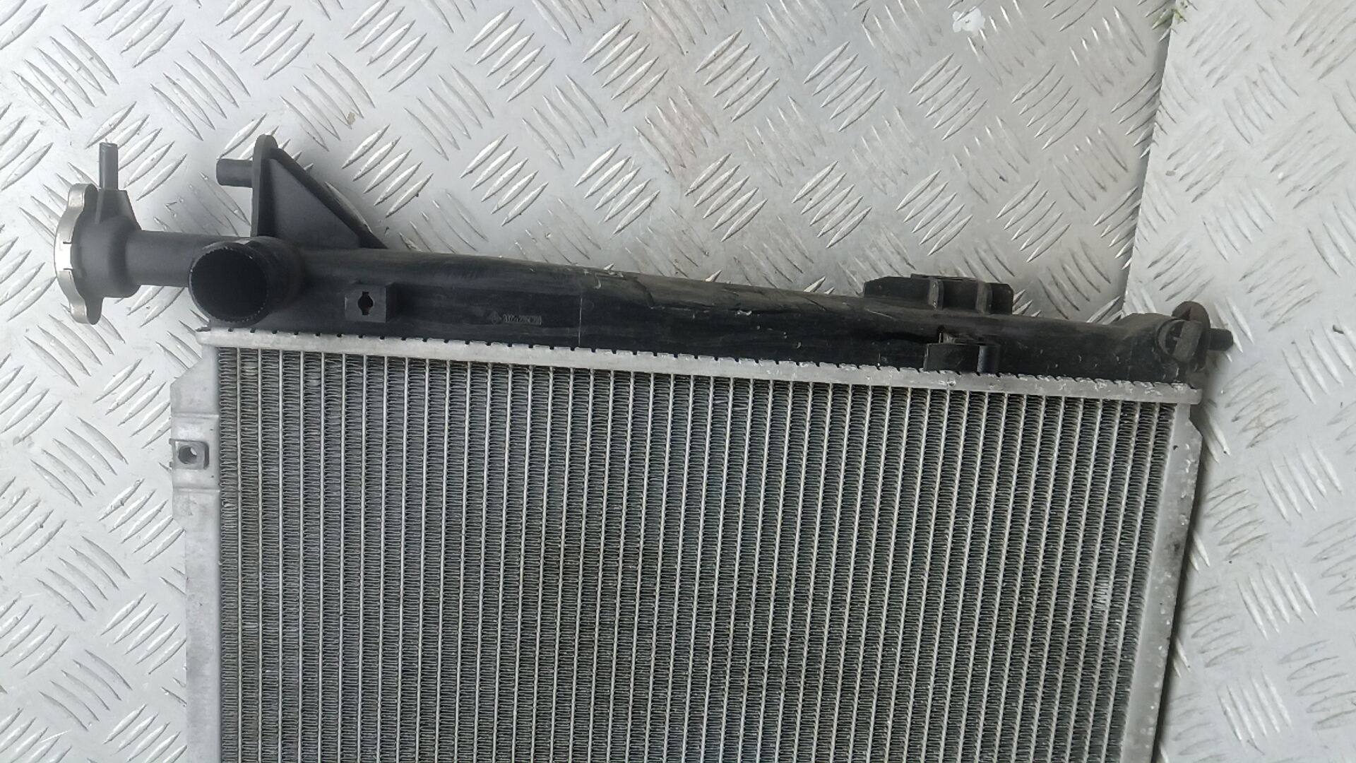 Радиатор охлаждения двигателя основной