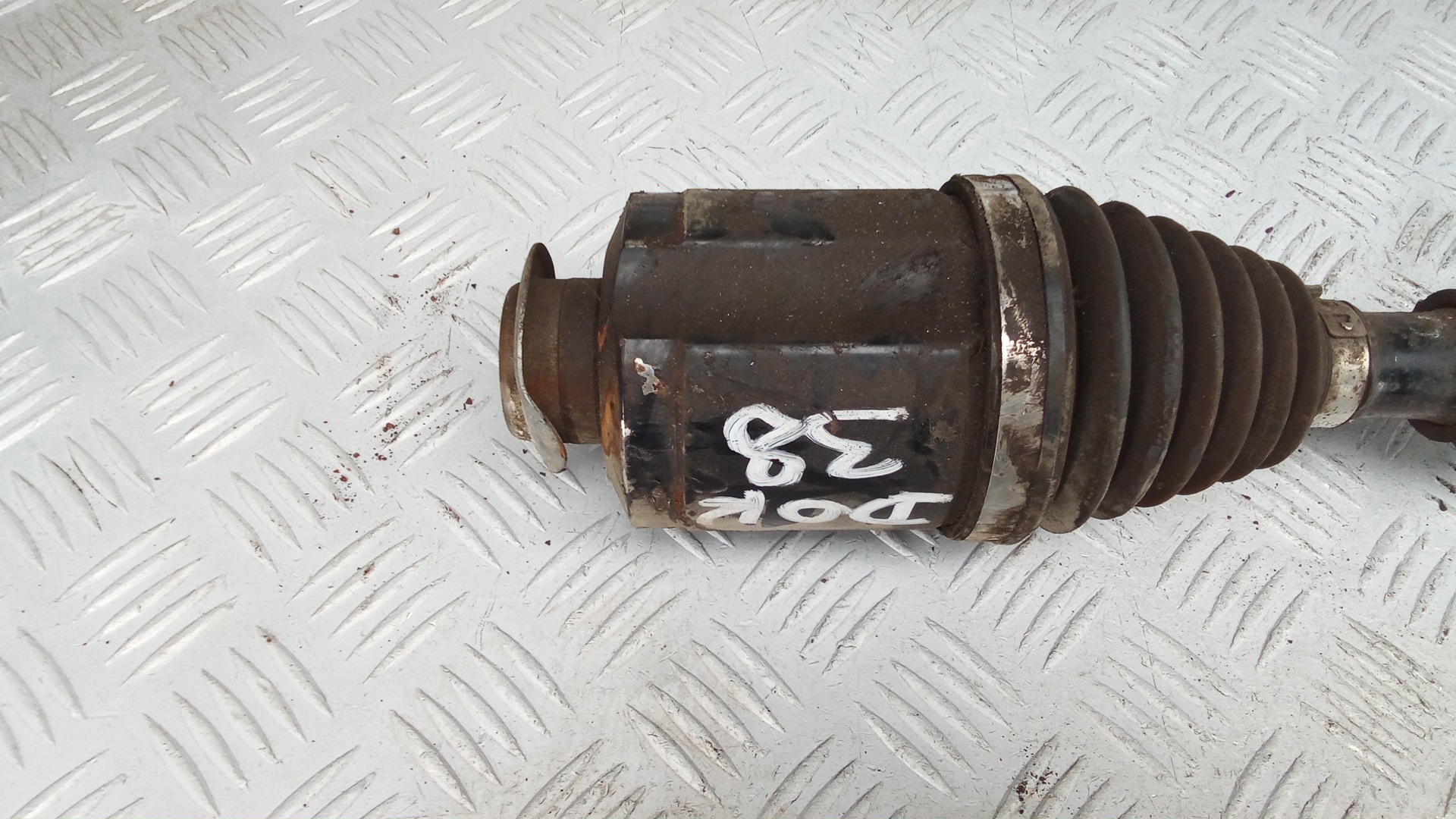 Полуось передняя правая