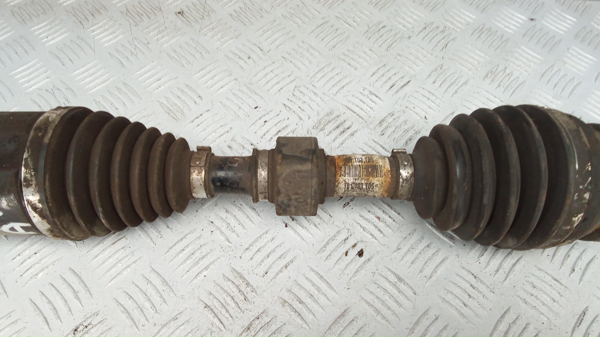 Полуось передняя правая