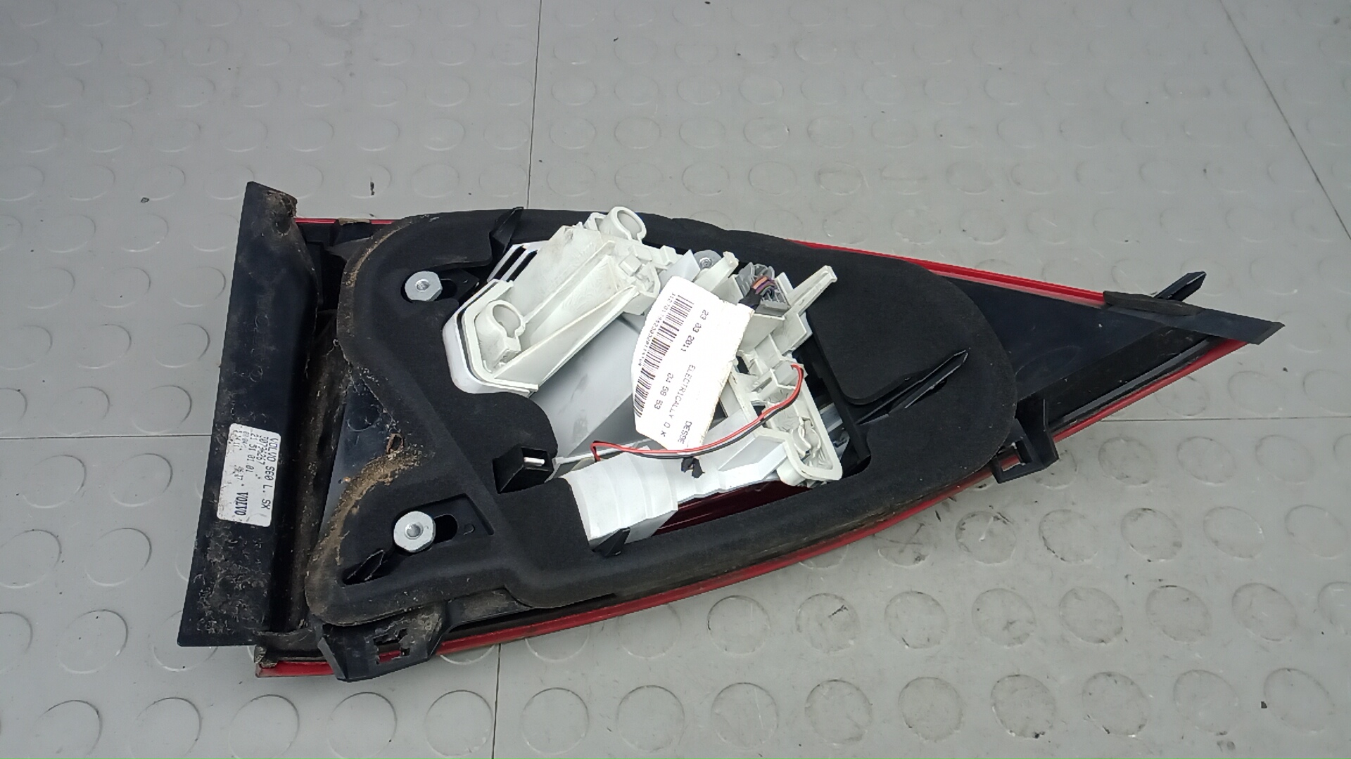 Фонарь задний левый