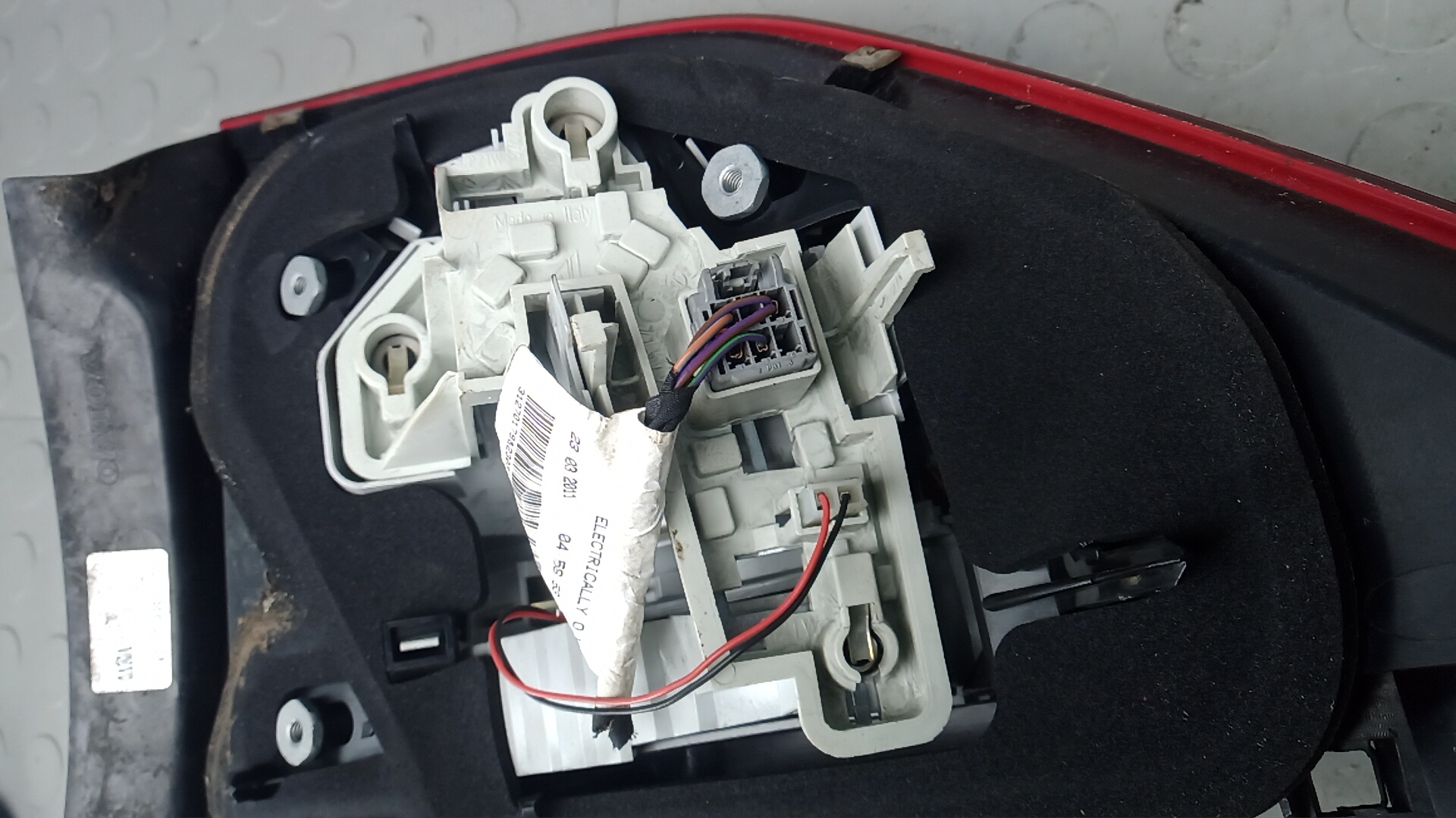 Фонарь задний левый