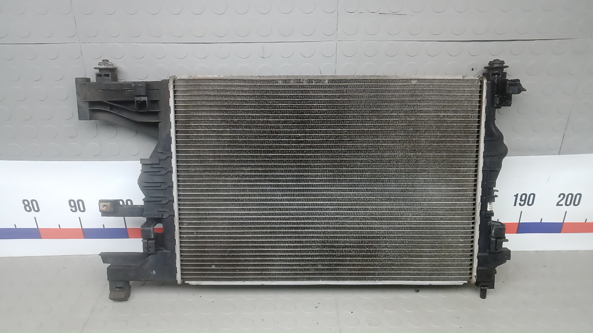 Радиатор охлаждения двигателя основной