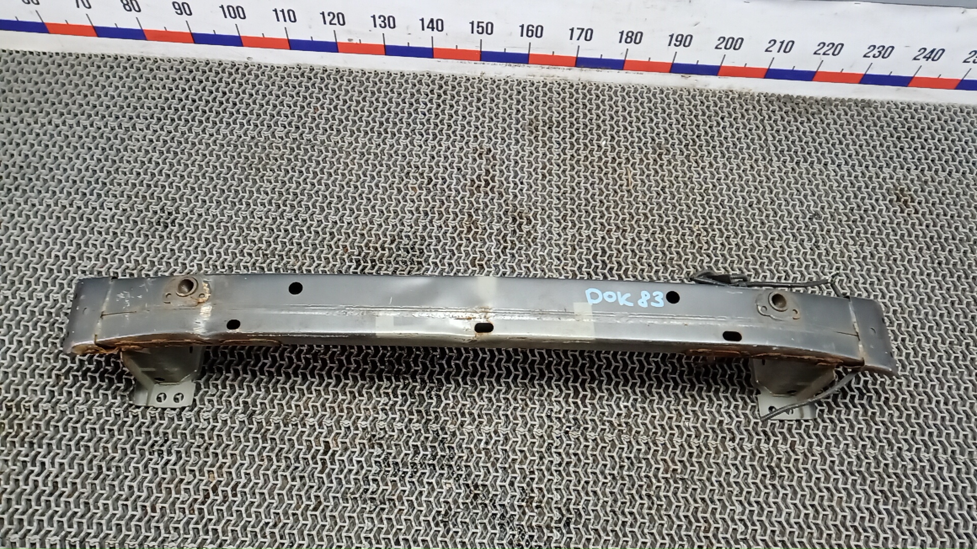 Кронштейн усилителя переднего бампера