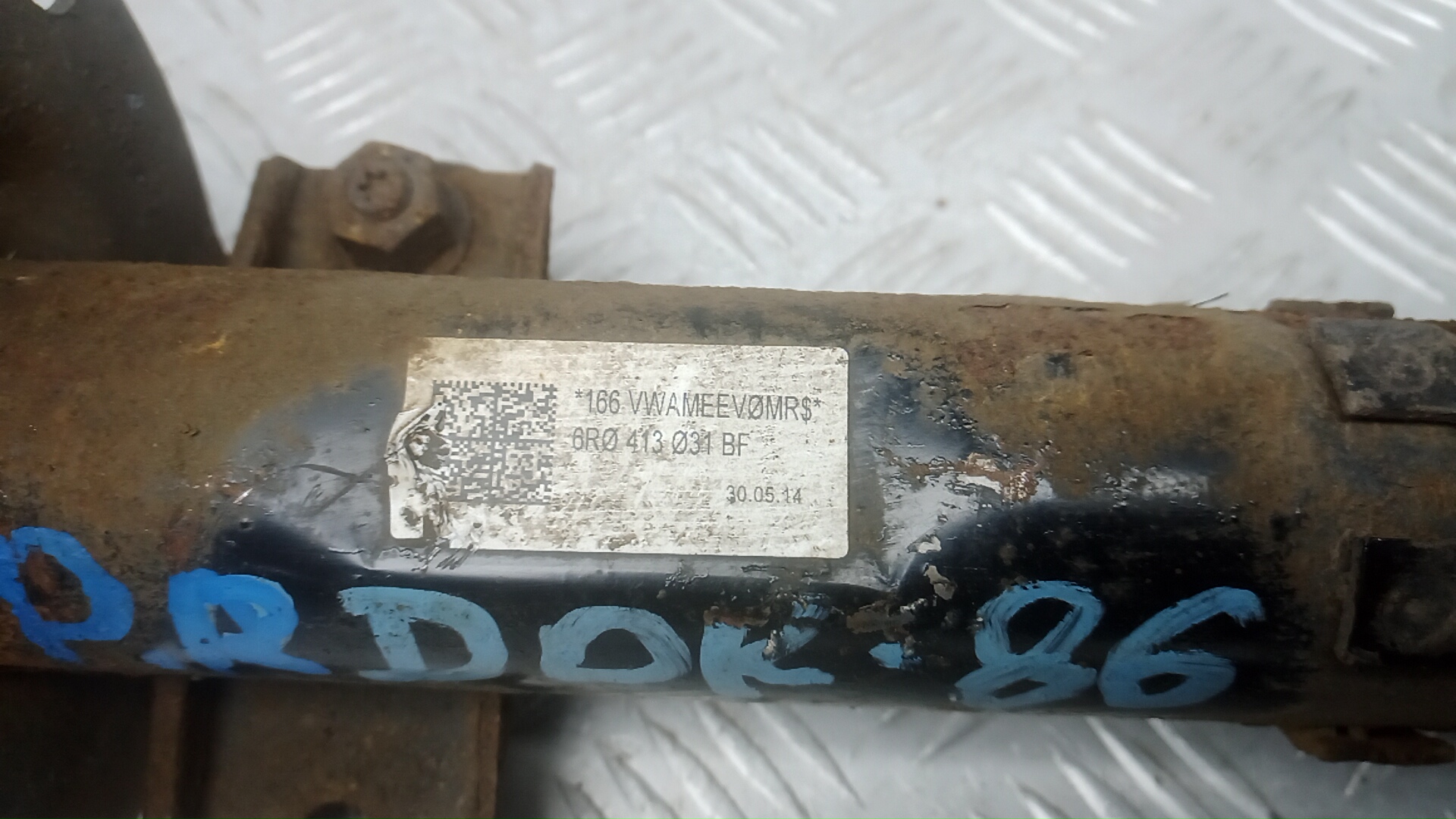 Амортизатор передний правый