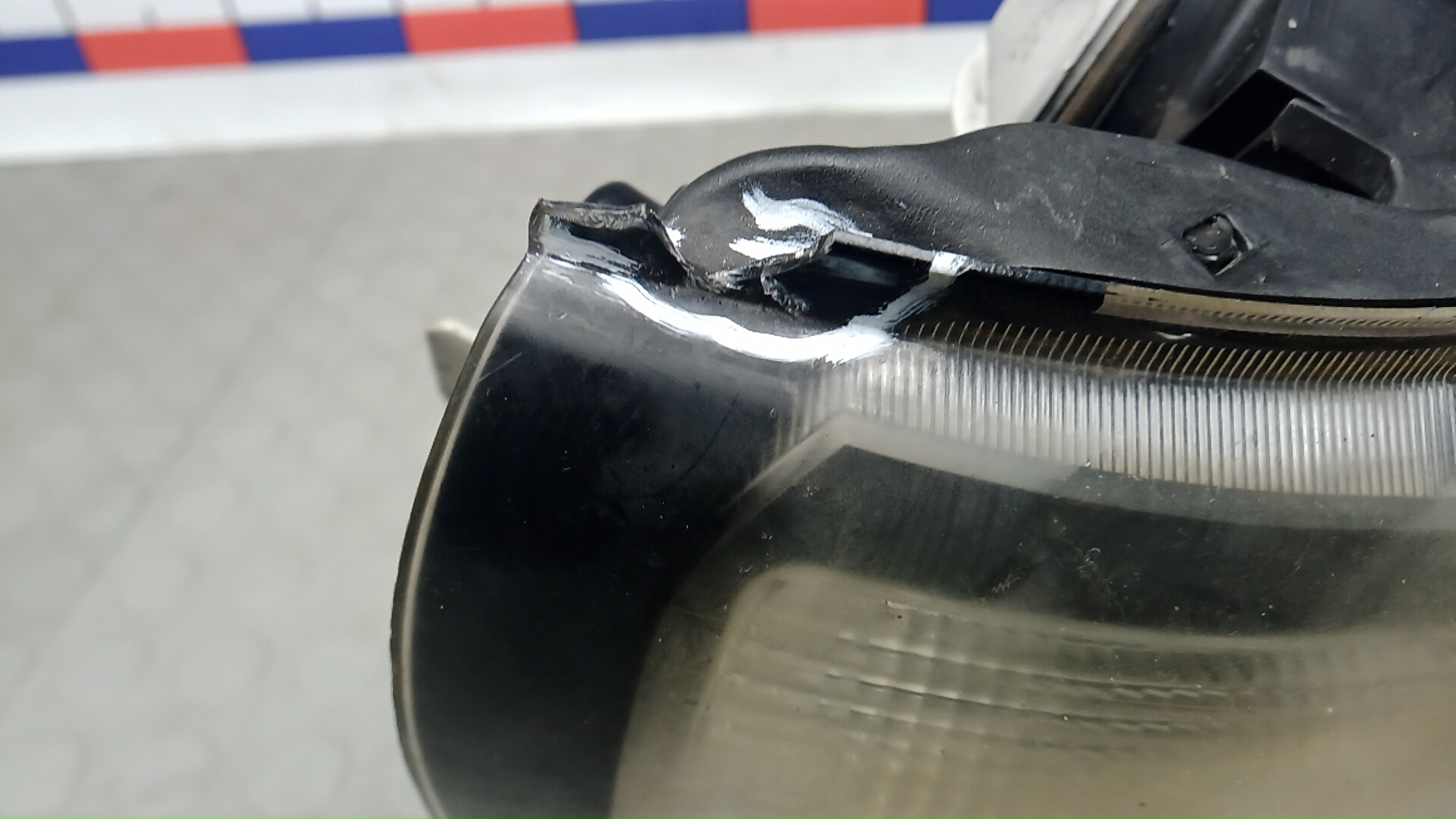 Фара правая