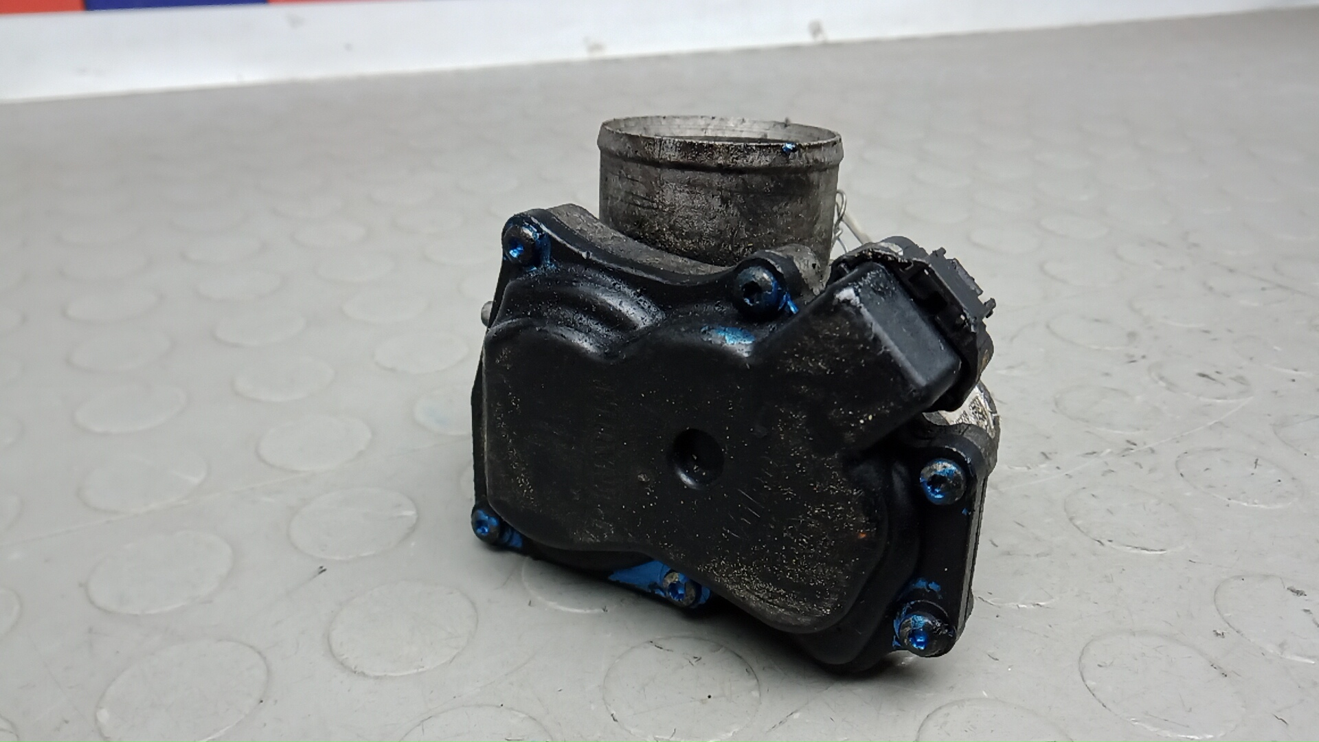 Заслонка дроссельная электрическая