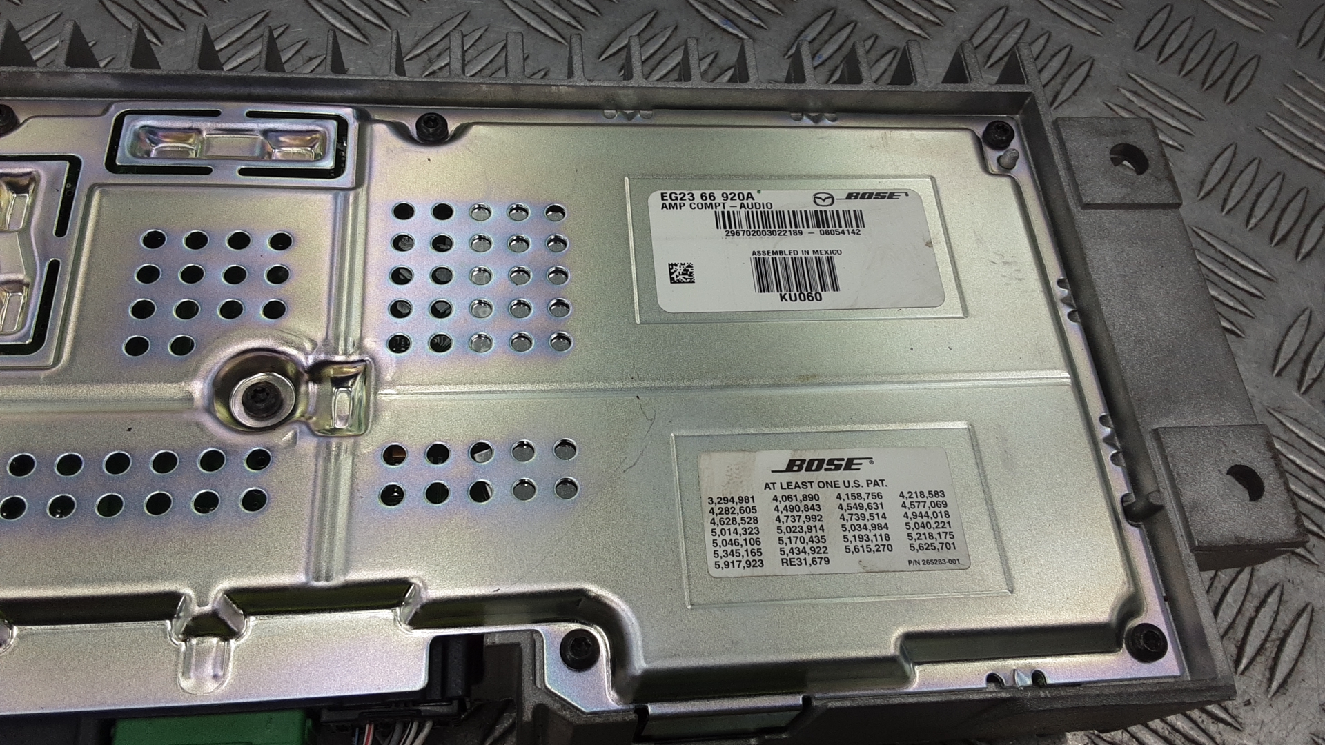 Усилитель акустической системы