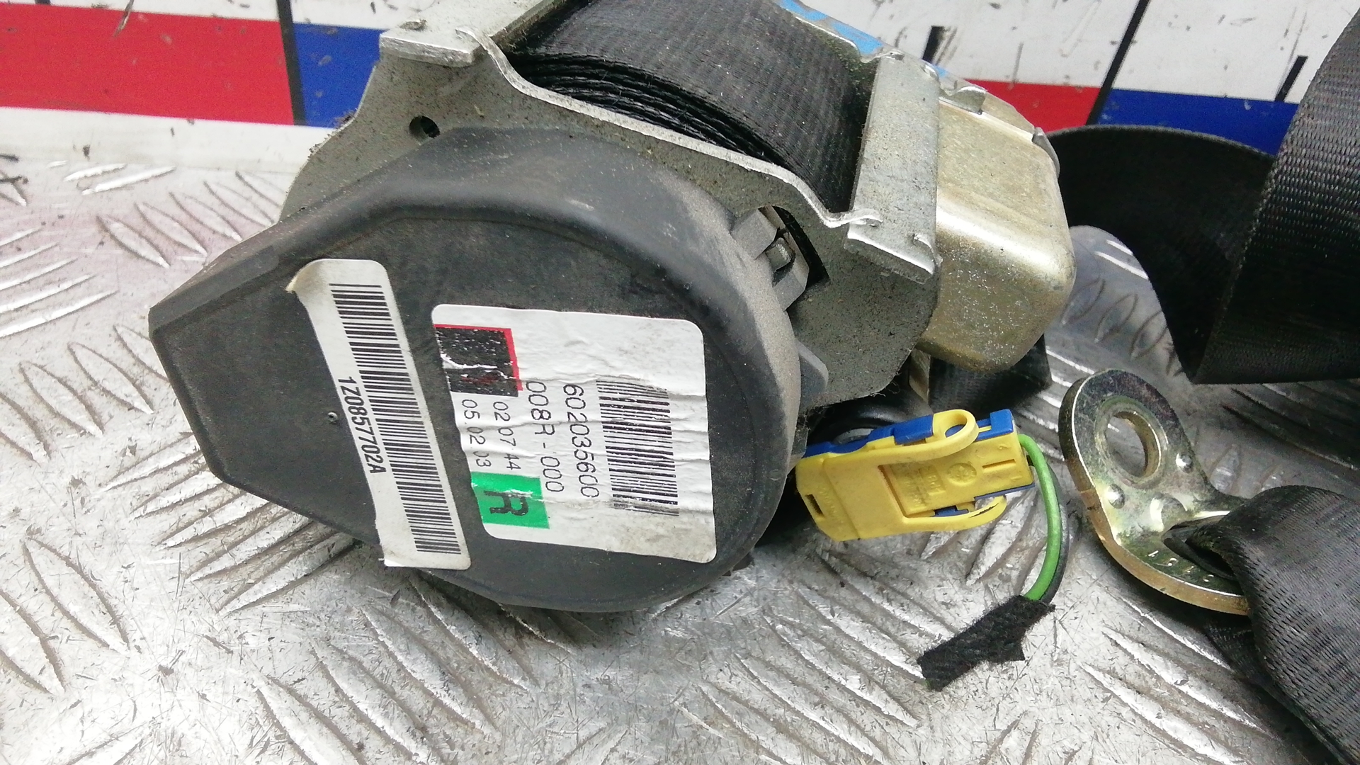 Ремень безопасности с пиропатроном