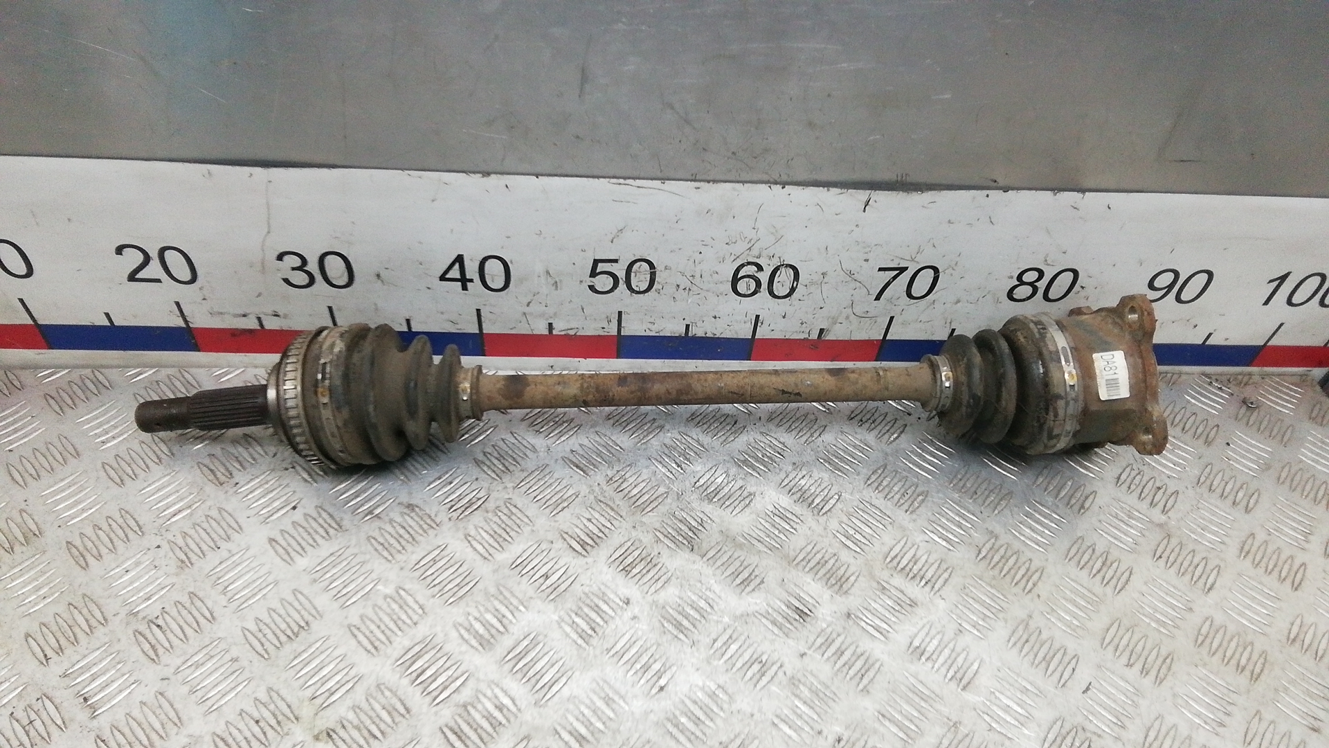 Полуось задняя правая