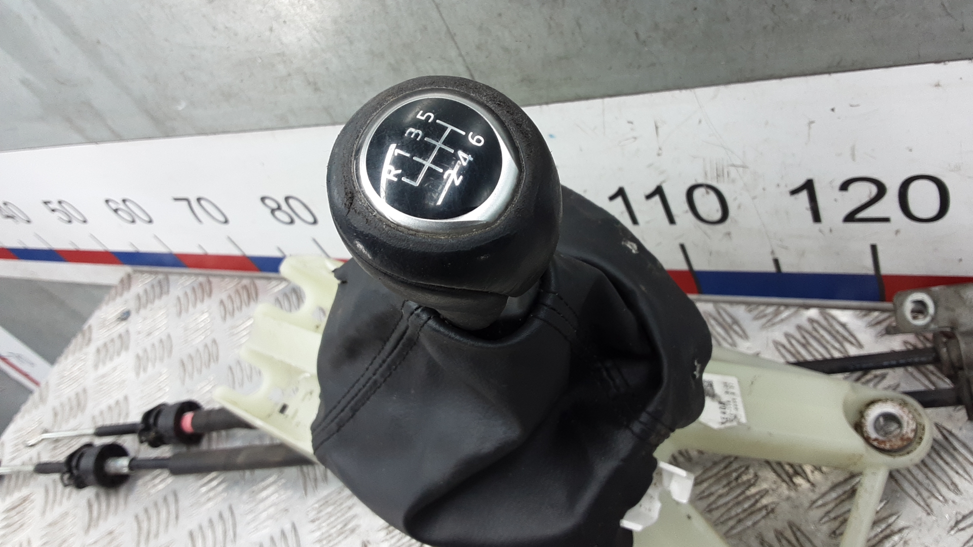 Кулиса МКПП / АКПП