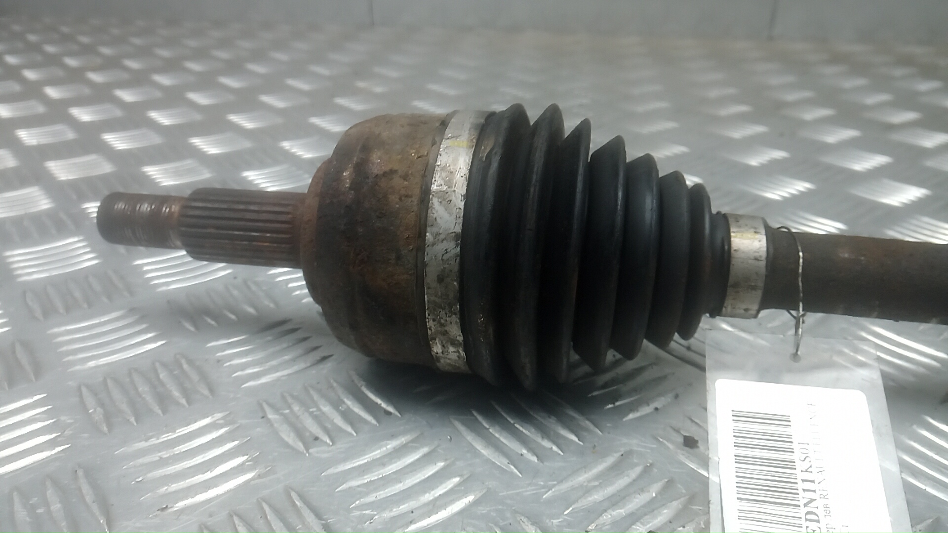 Полуось передняя левая