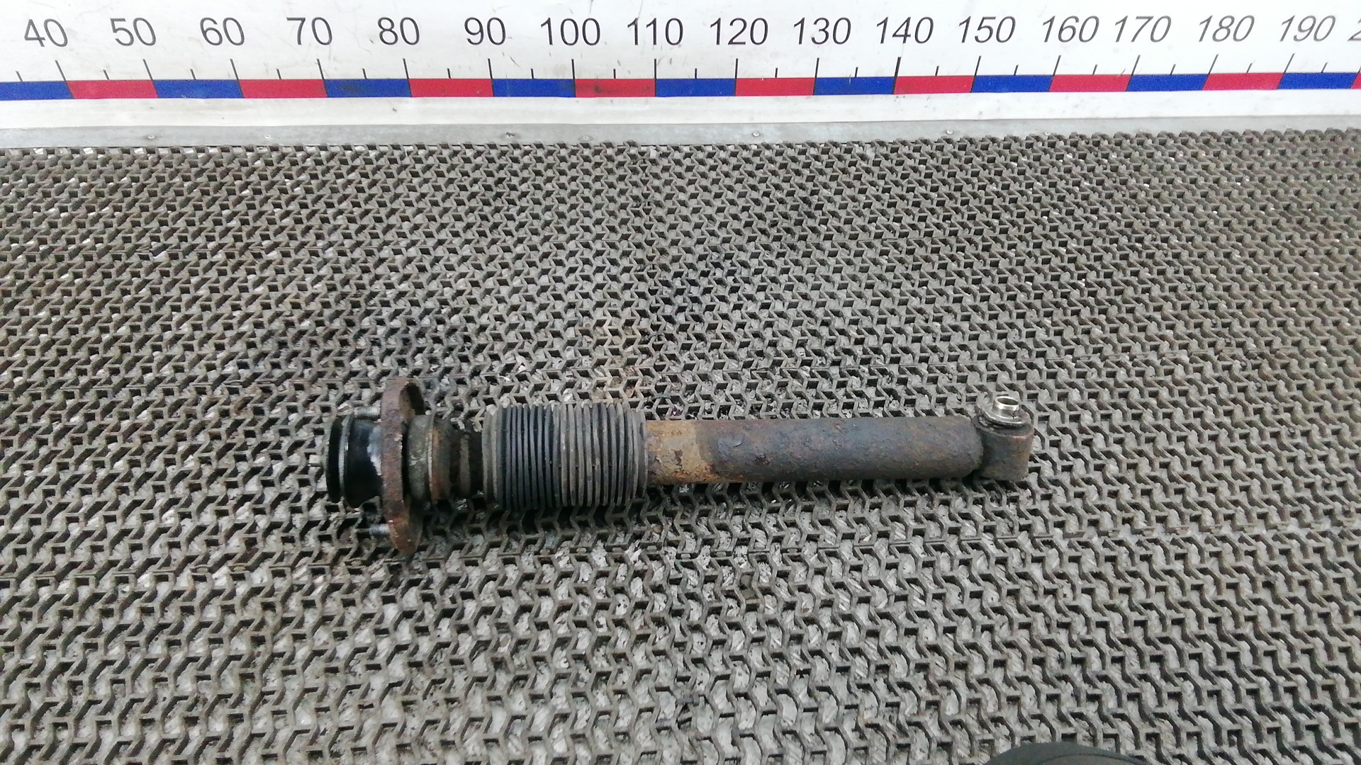 Амортизатор задний (стойка)