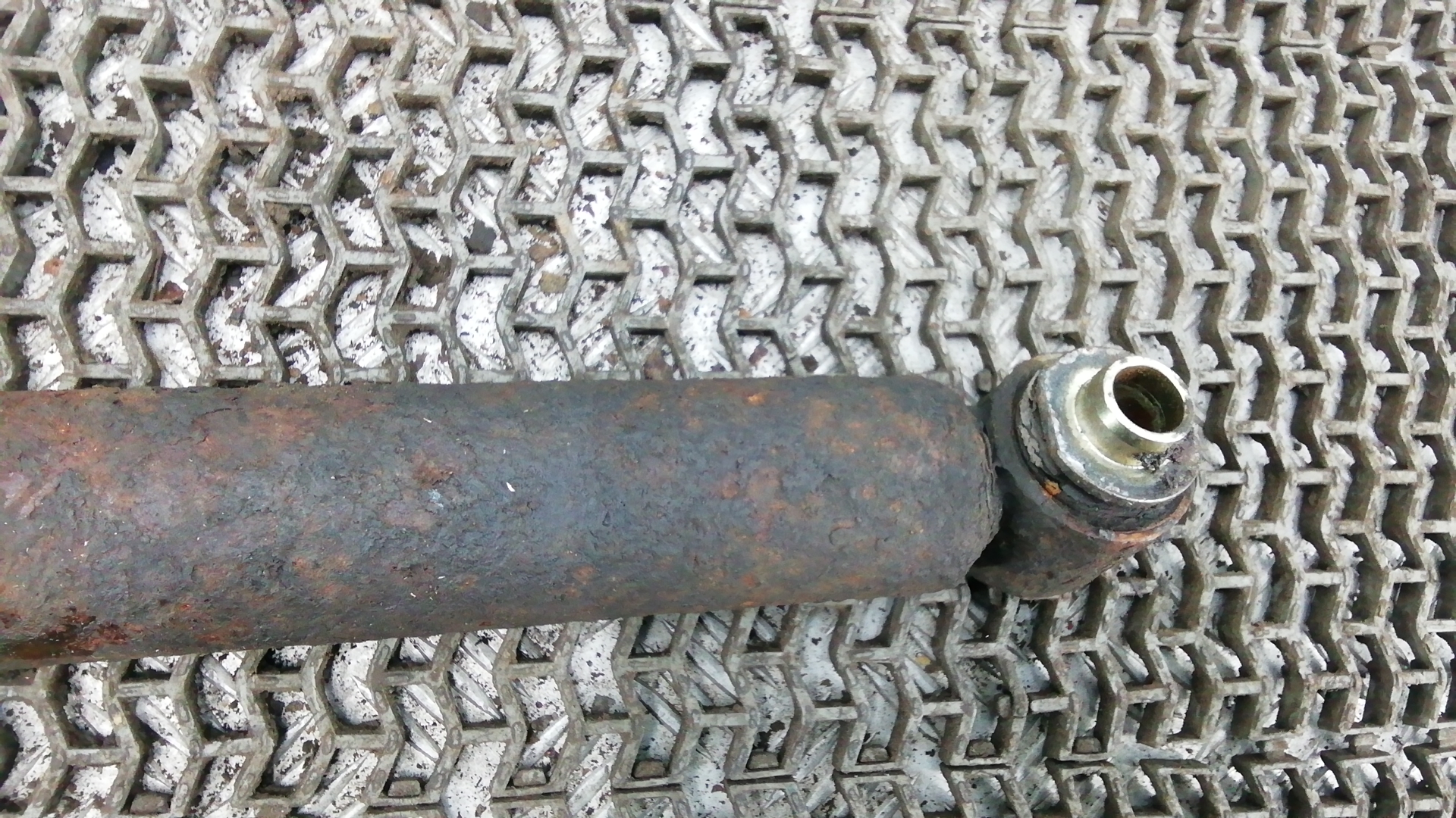 Амортизатор задний (стойка)