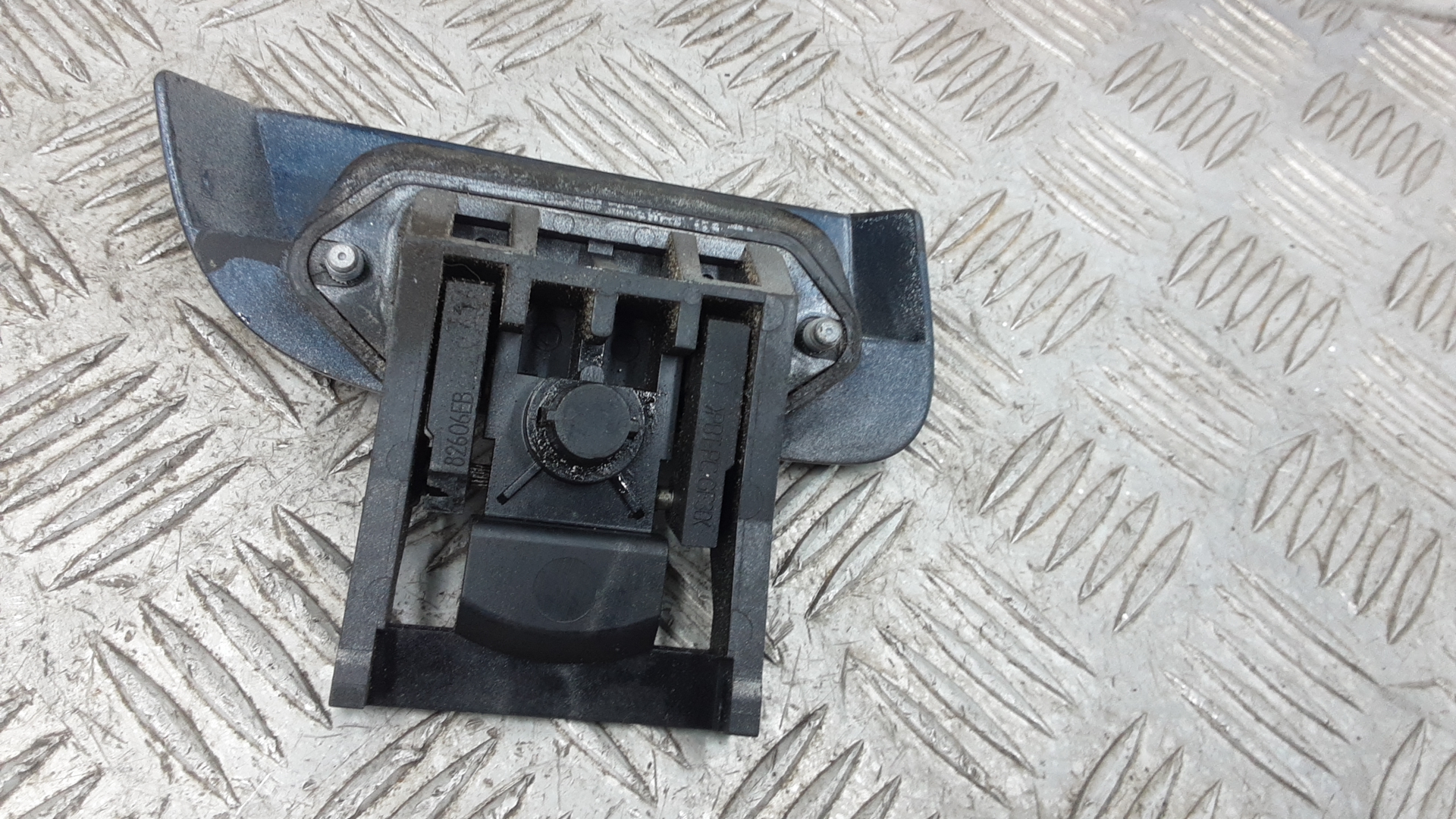 Ручка двери задней наружная правая