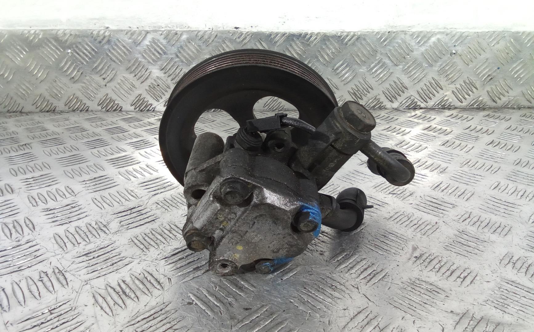 Насос ГУР (гидроусилитель руля)