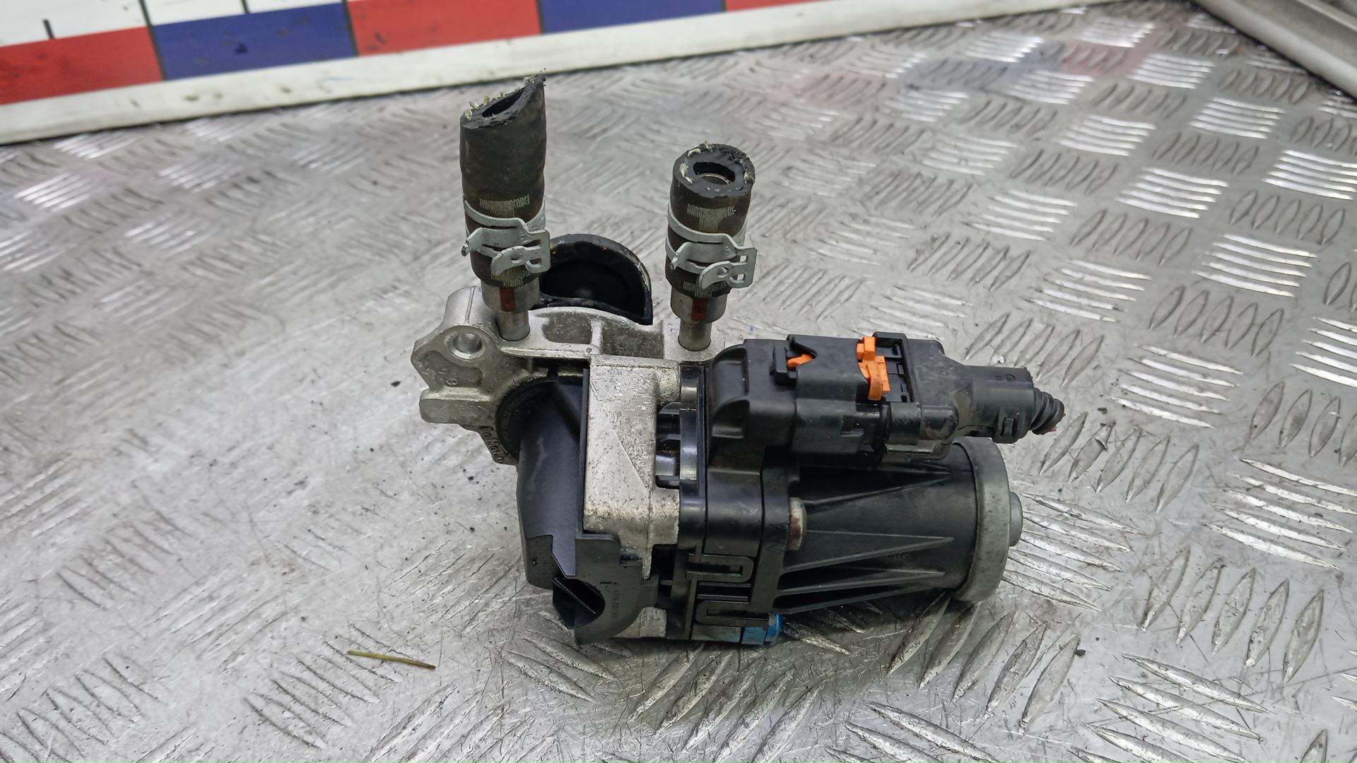 Клапан рециркуляции выхлопных газов (EGR)