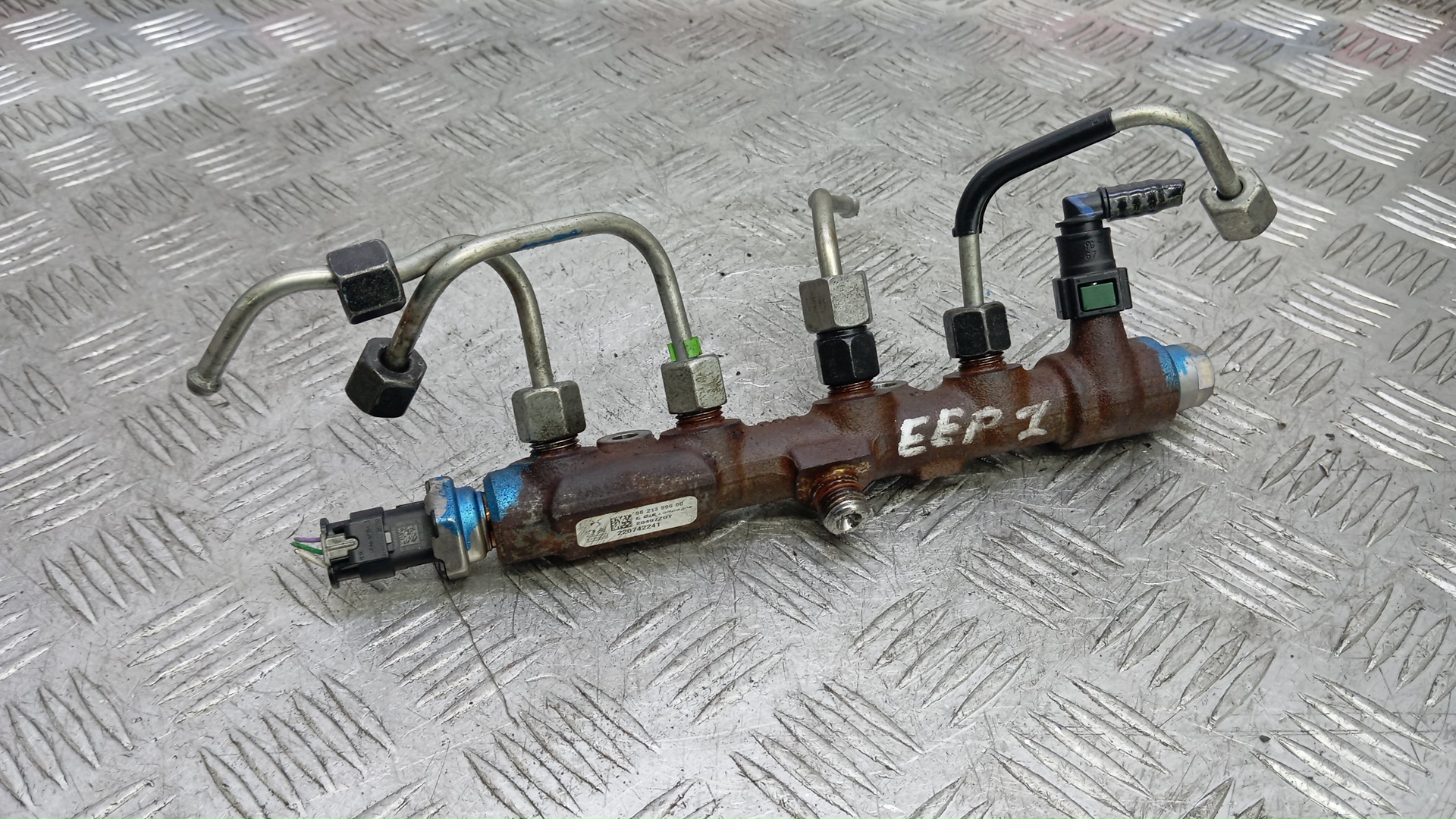 Рейка топливная (рампа)