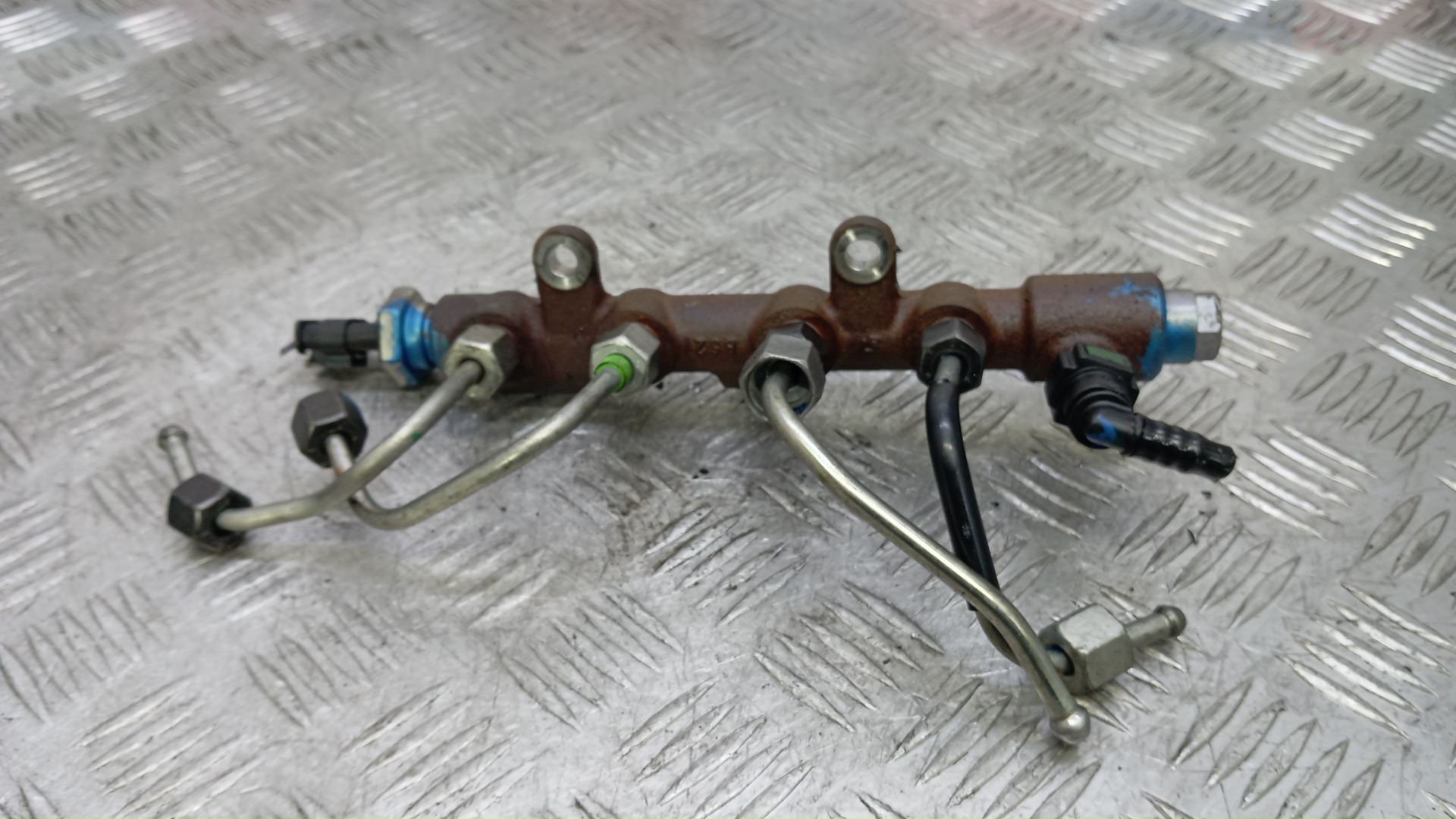 Рейка топливная (рампа)