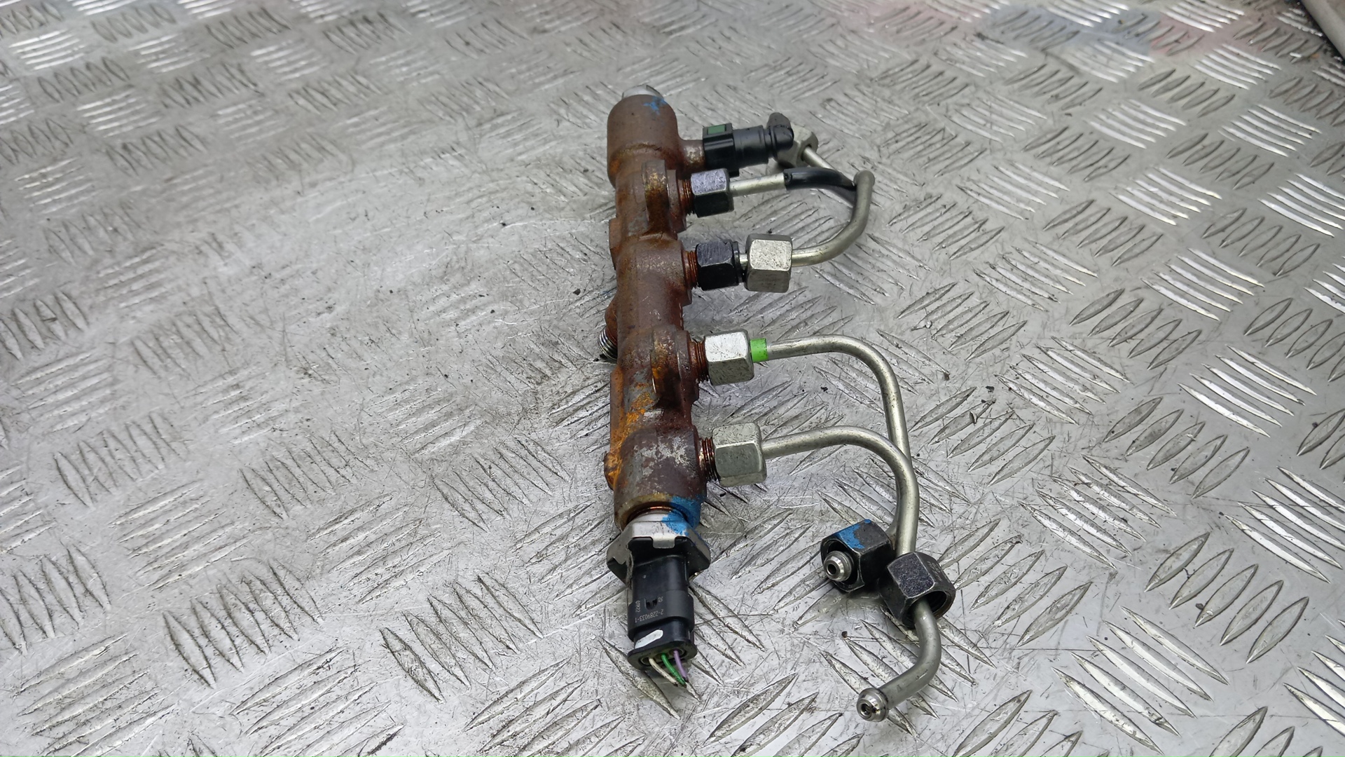 Рейка топливная (рампа)