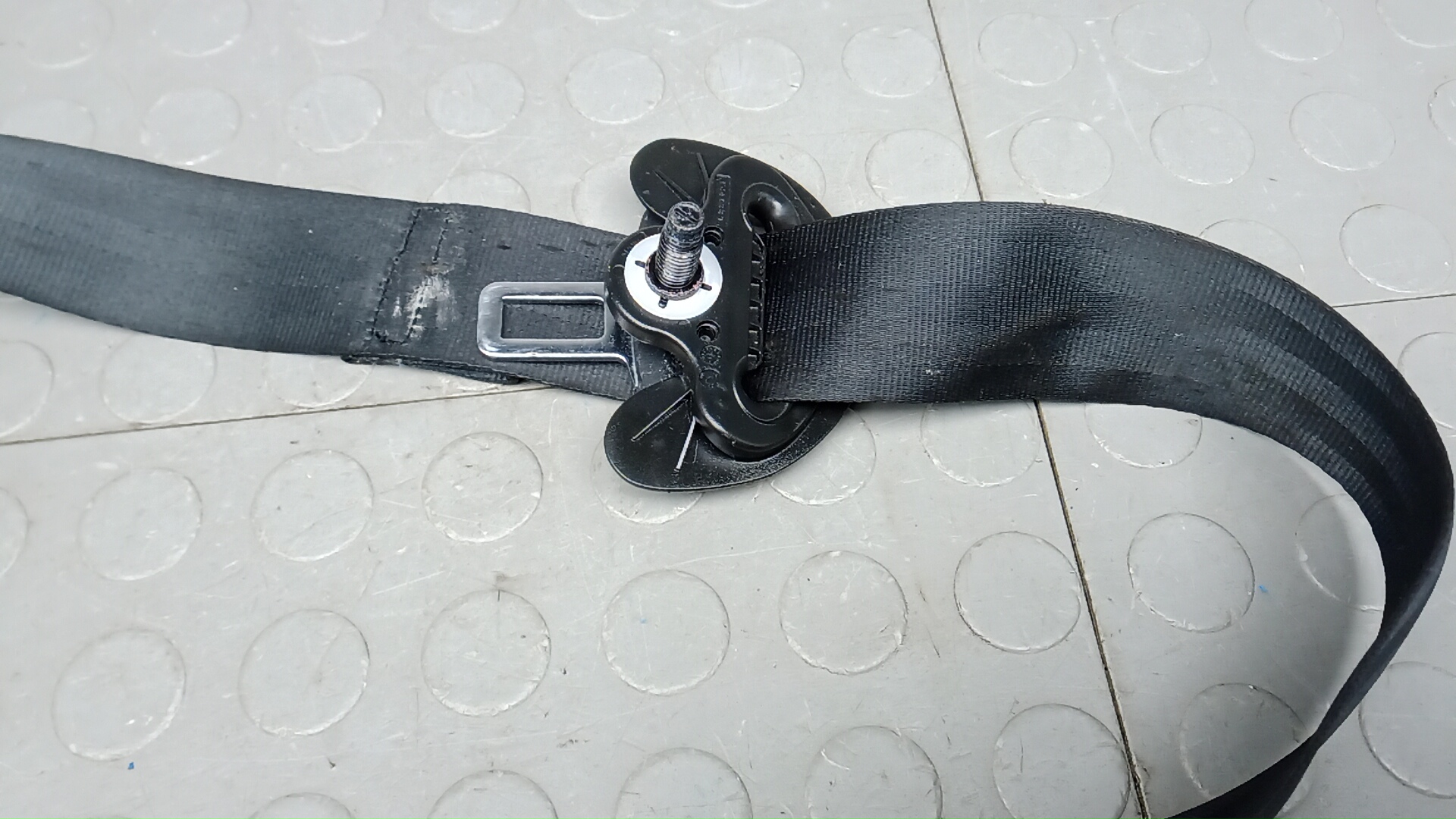 Ремень безопасности с пиропатроном