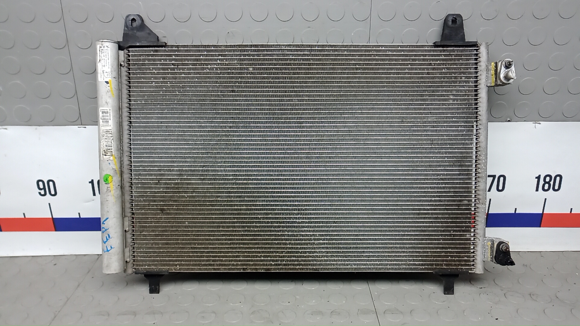Радиатор кондиционера / конденсер