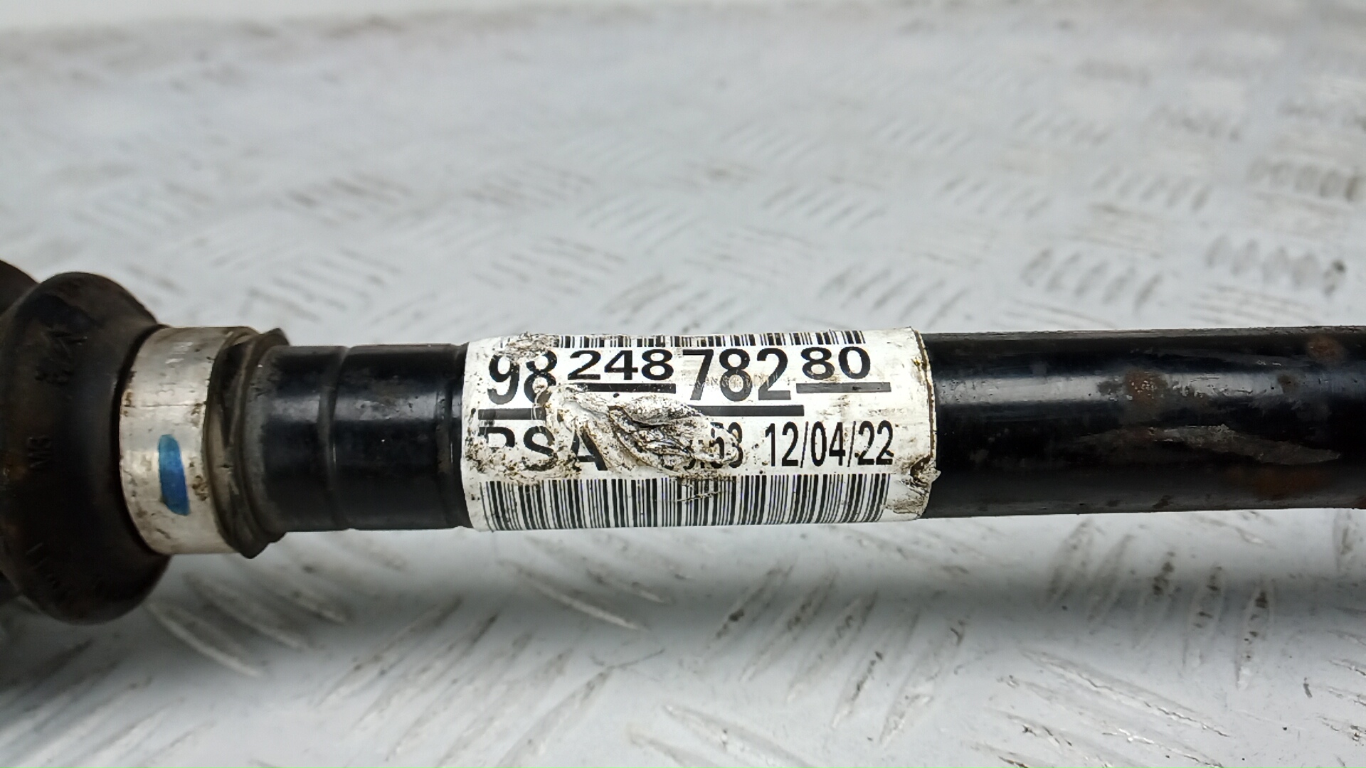 Полуось передняя левая