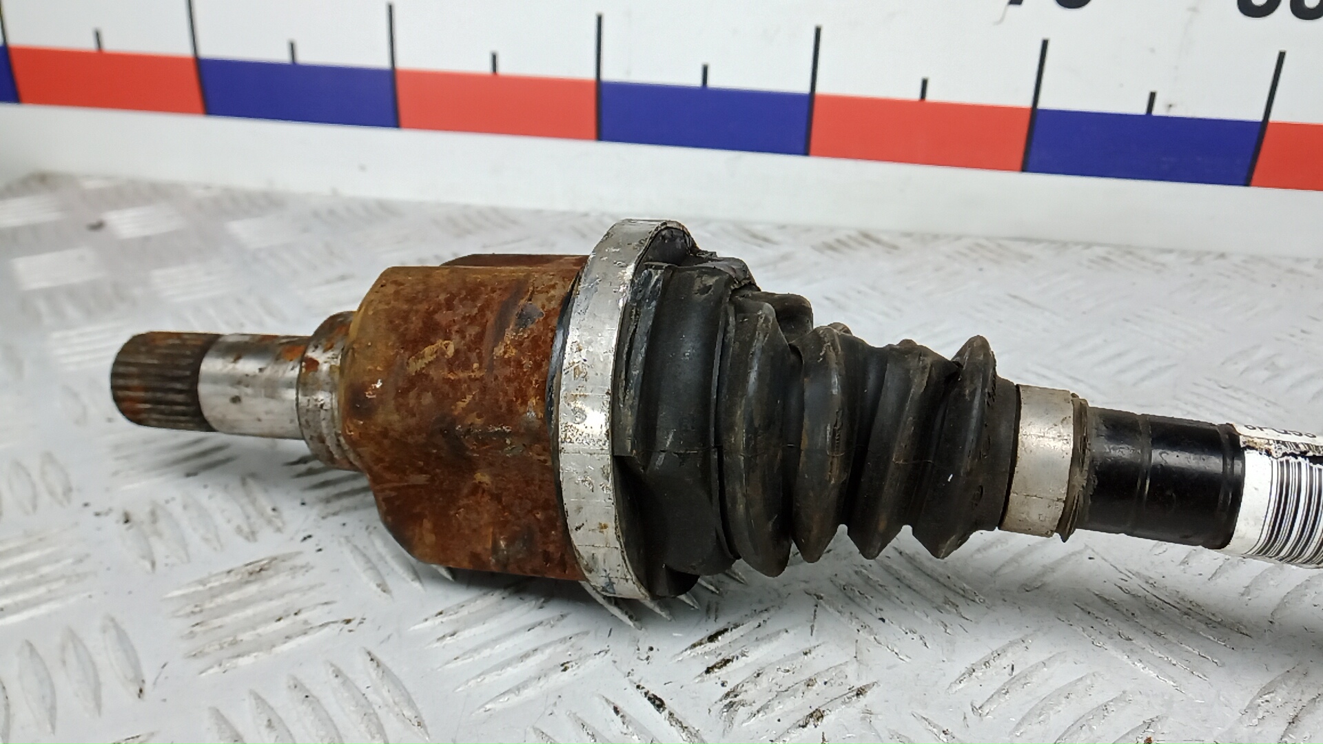 Полуось передняя левая