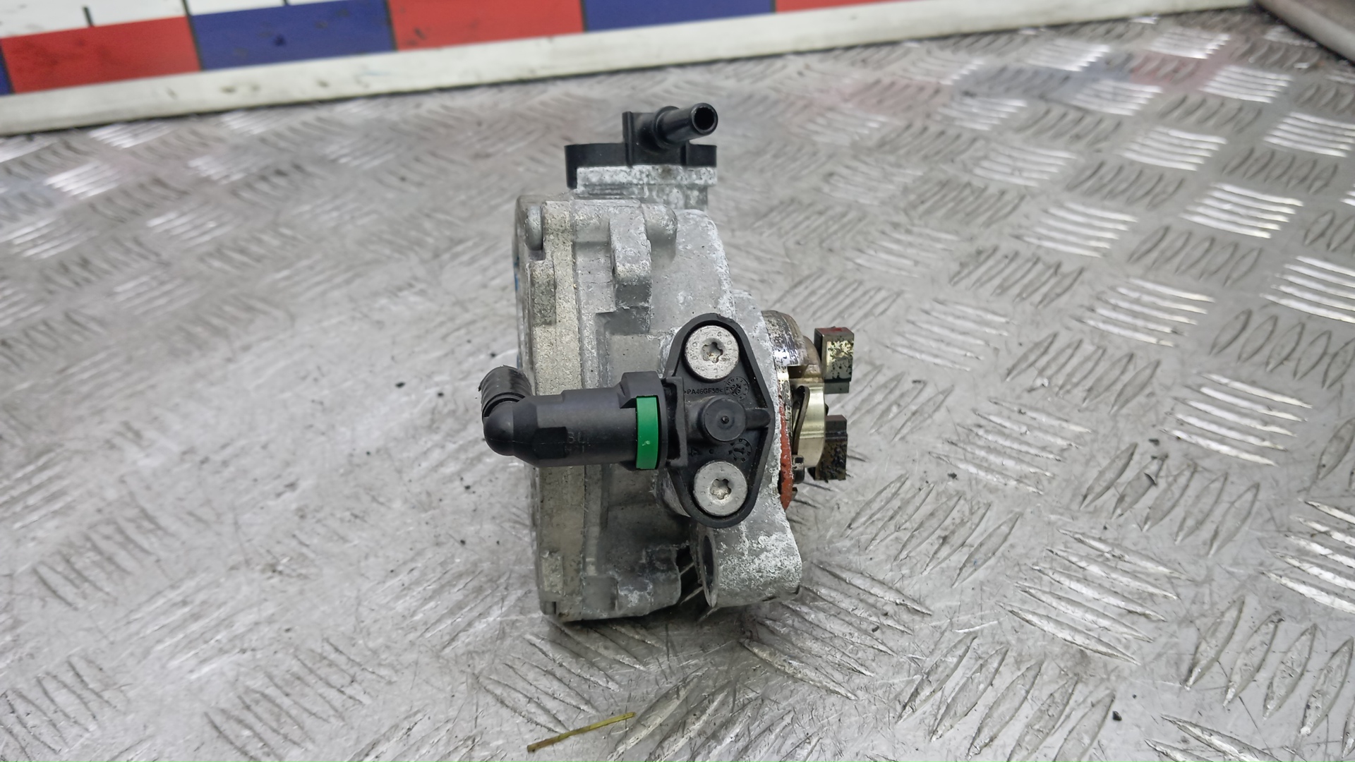 Насос вакуумный