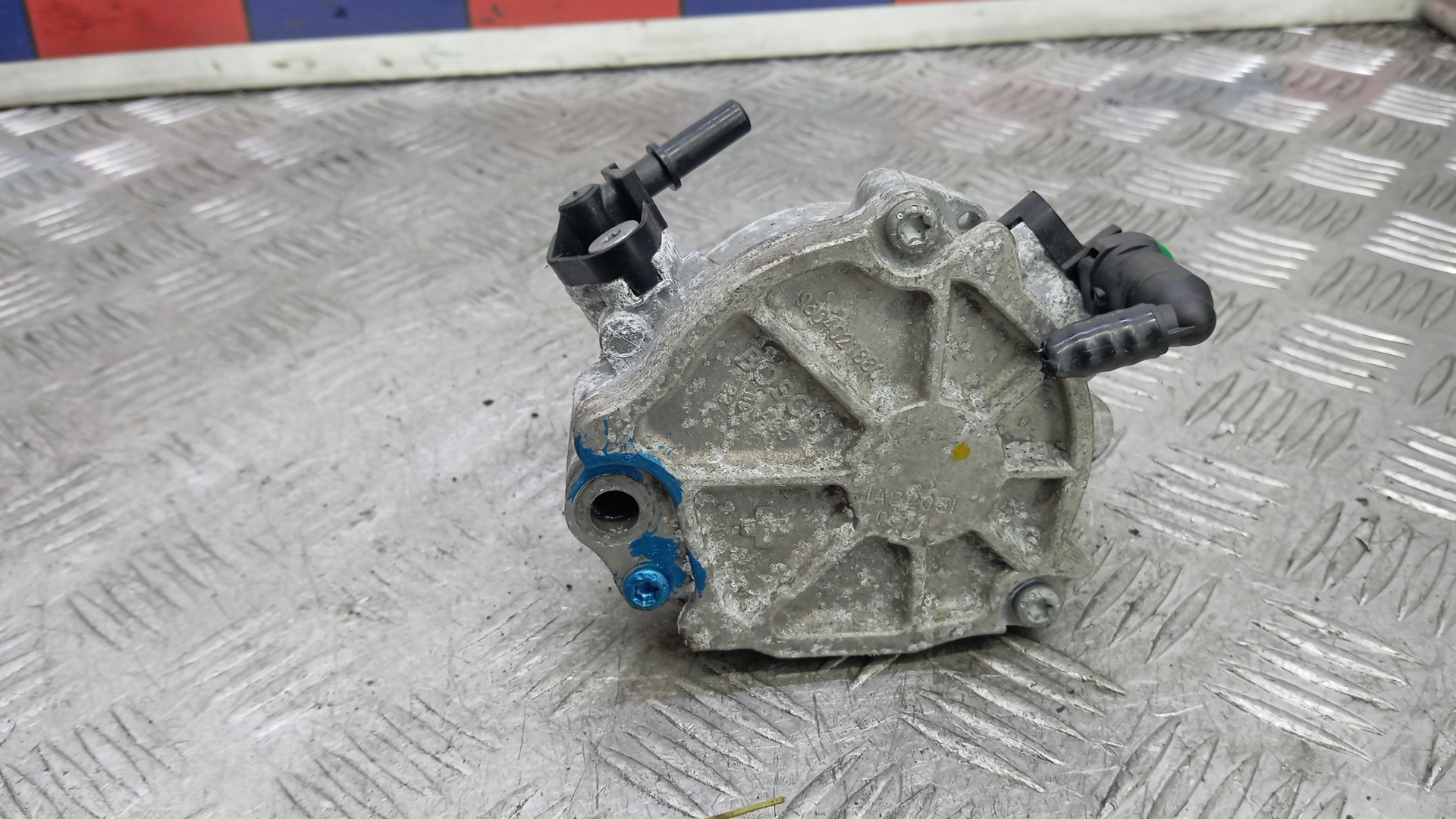 Насос вакуумный