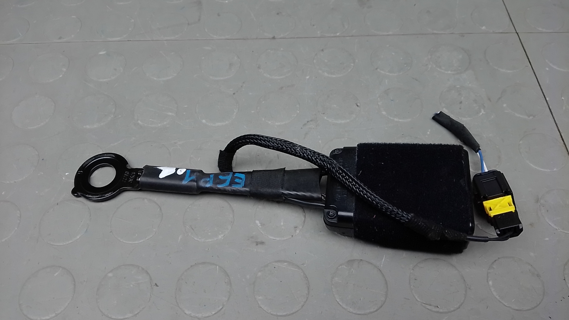 Защелка ремня безопасности