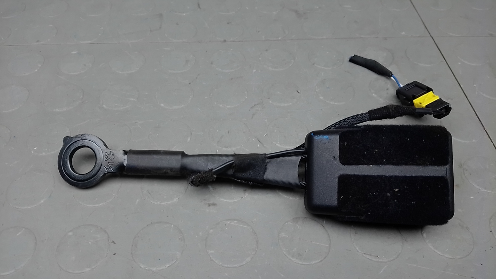 Защелка ремня безопасности