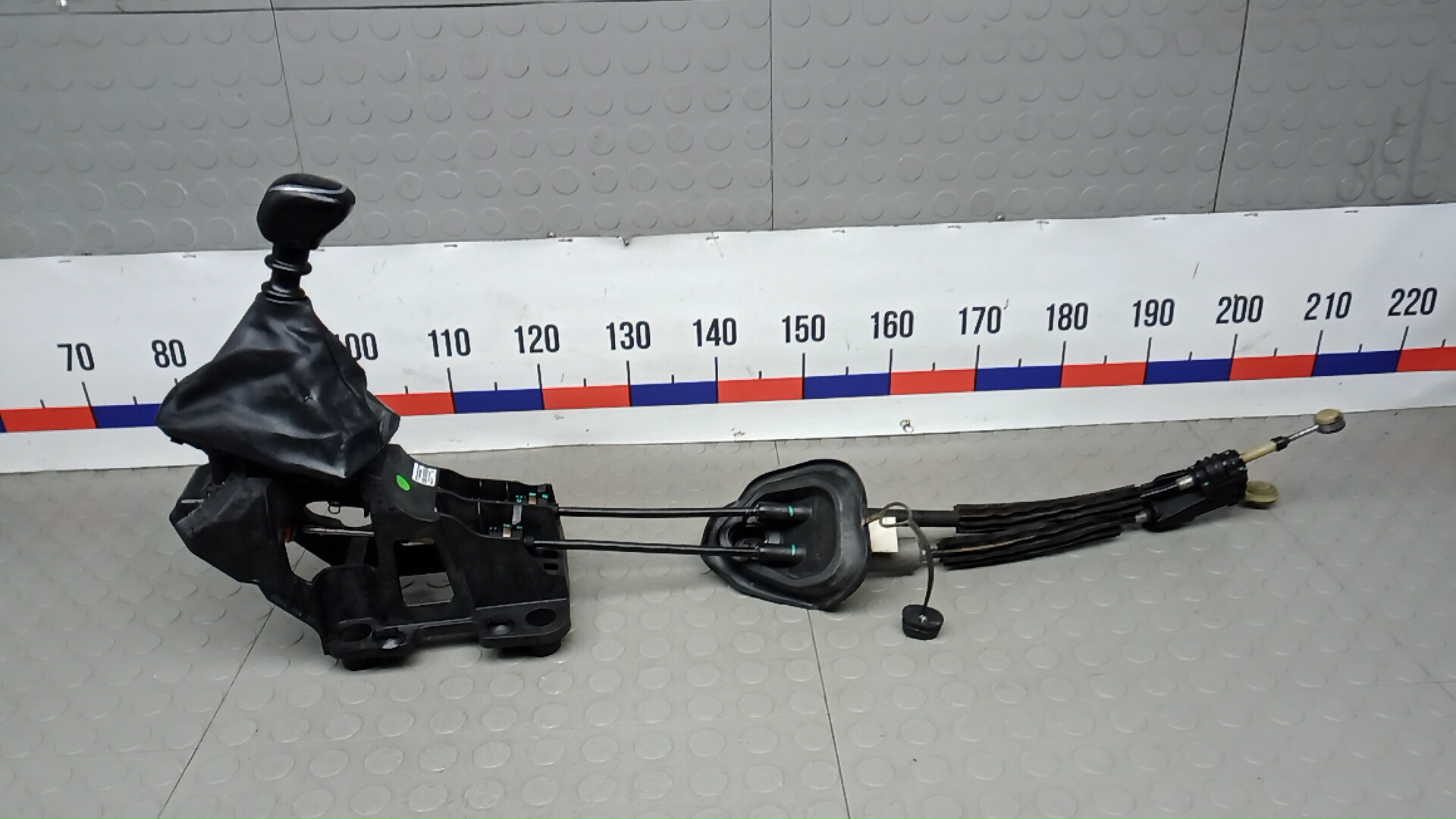 Кулиса МКПП / АКПП