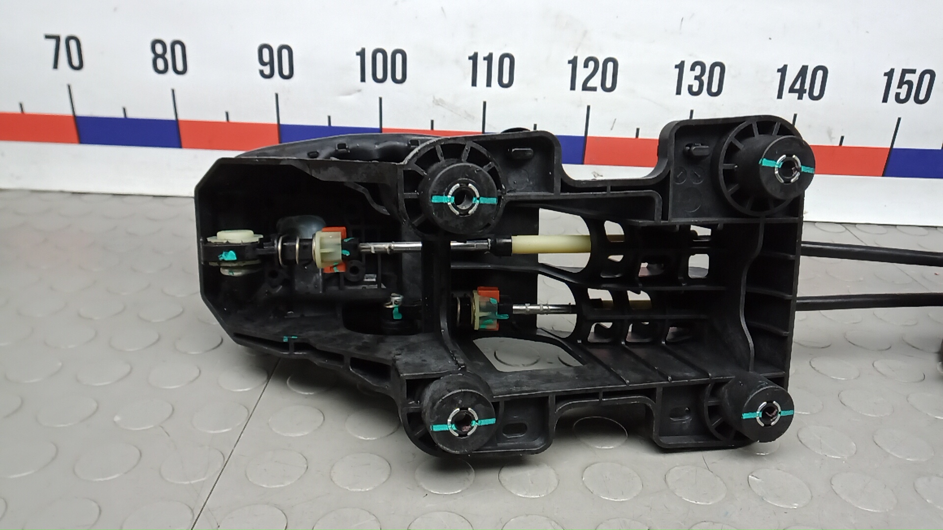 Кулиса МКПП / АКПП