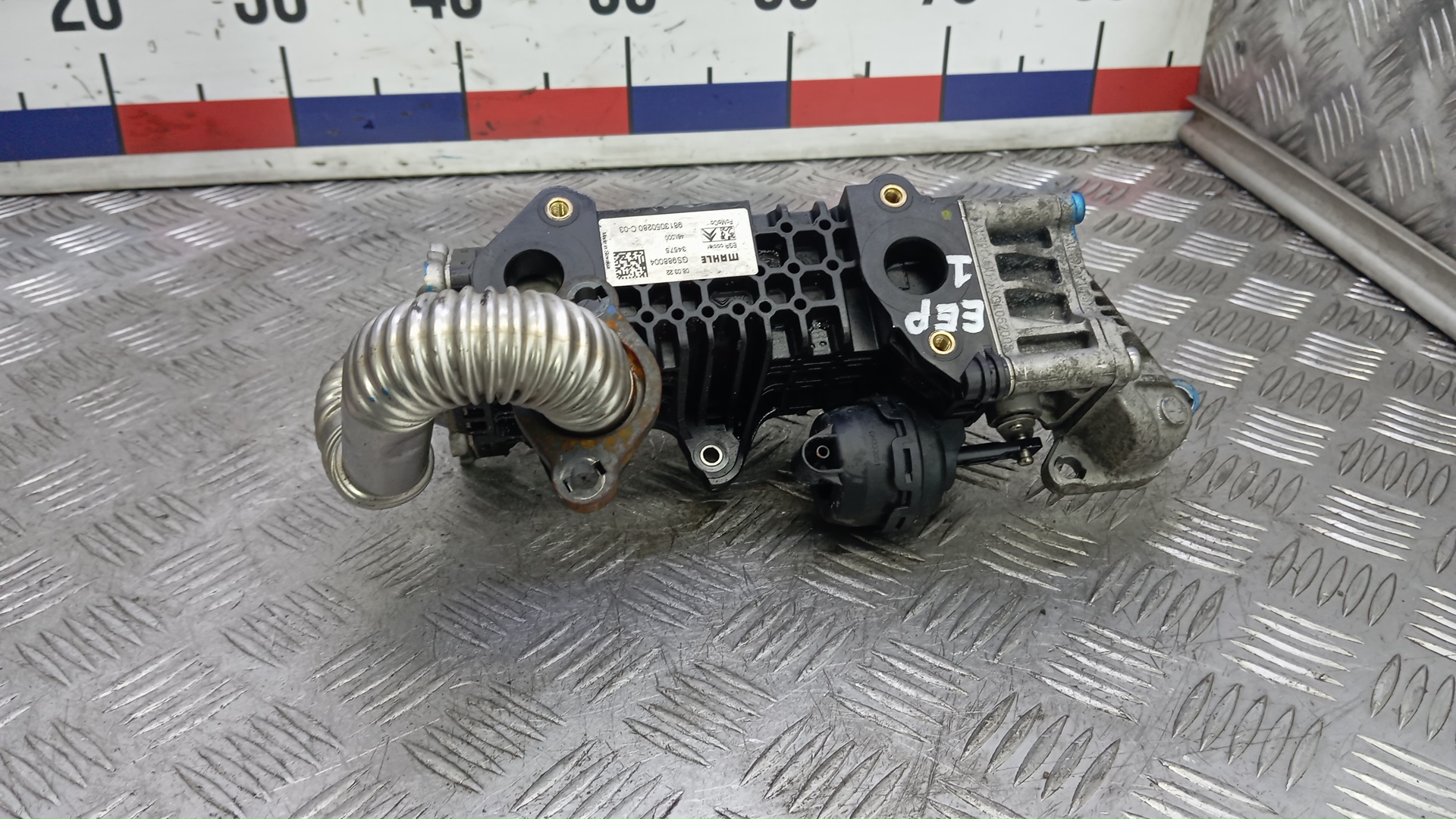 Тройник вентиляции картерных газов