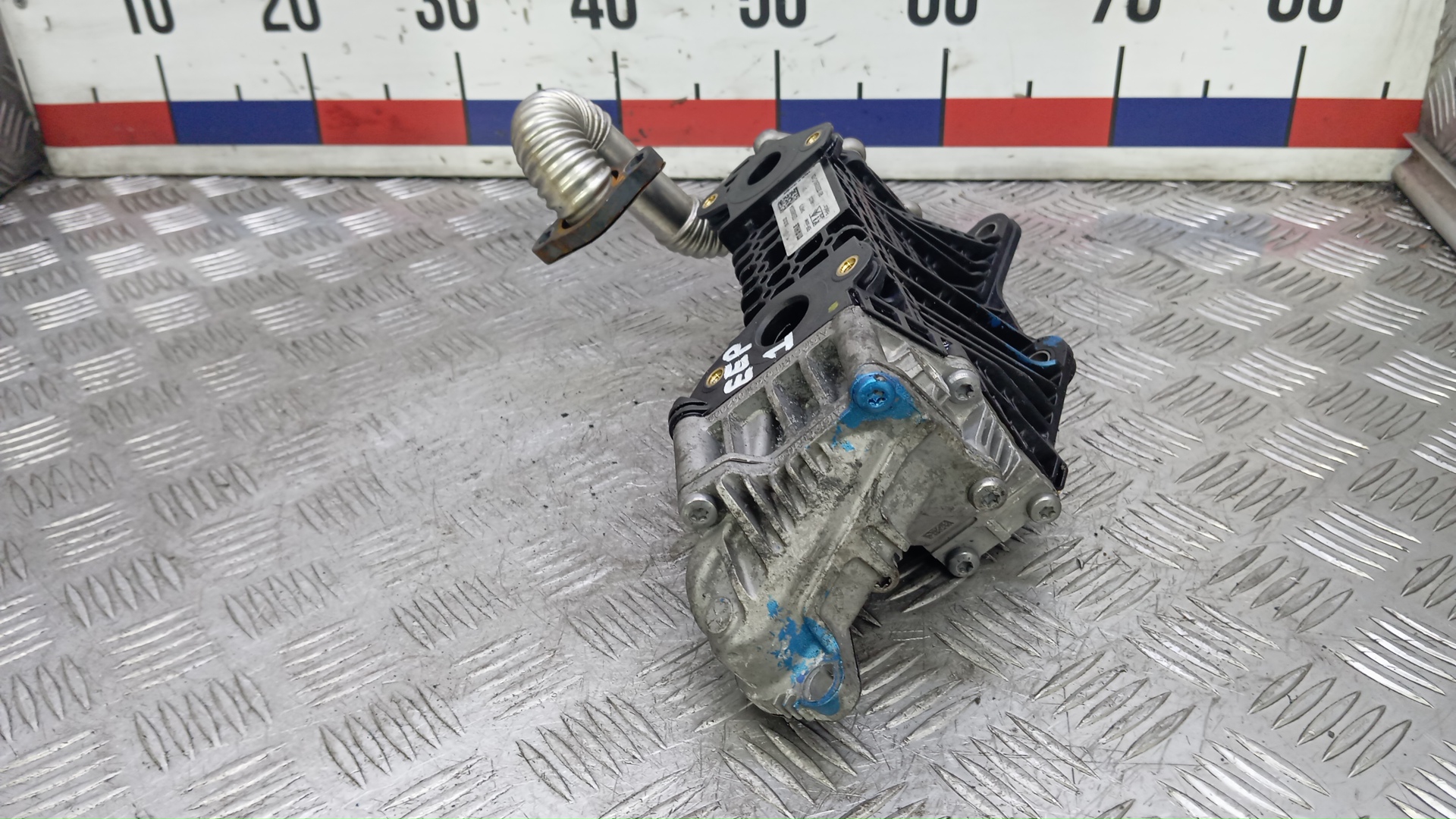 Тройник вентиляции картерных газов