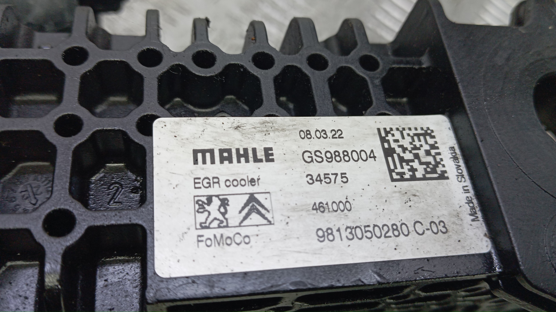 Тройник вентиляции картерных газов